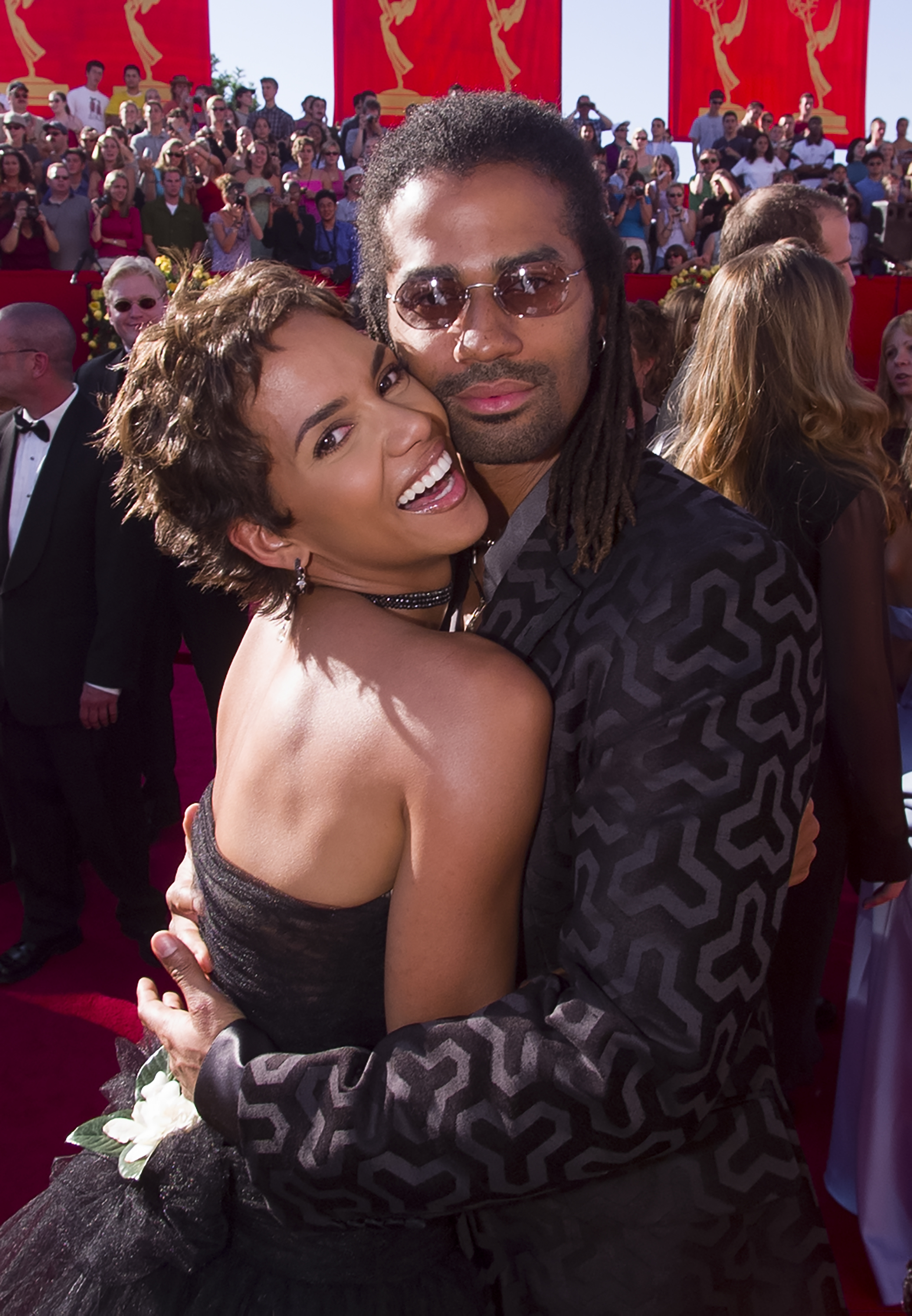 Halle Berry et Eric Benét à la 52e cérémonie des Emmy Awards le 10 septembre 2000 à Los Angeles, Californie. | Source : Getty Images