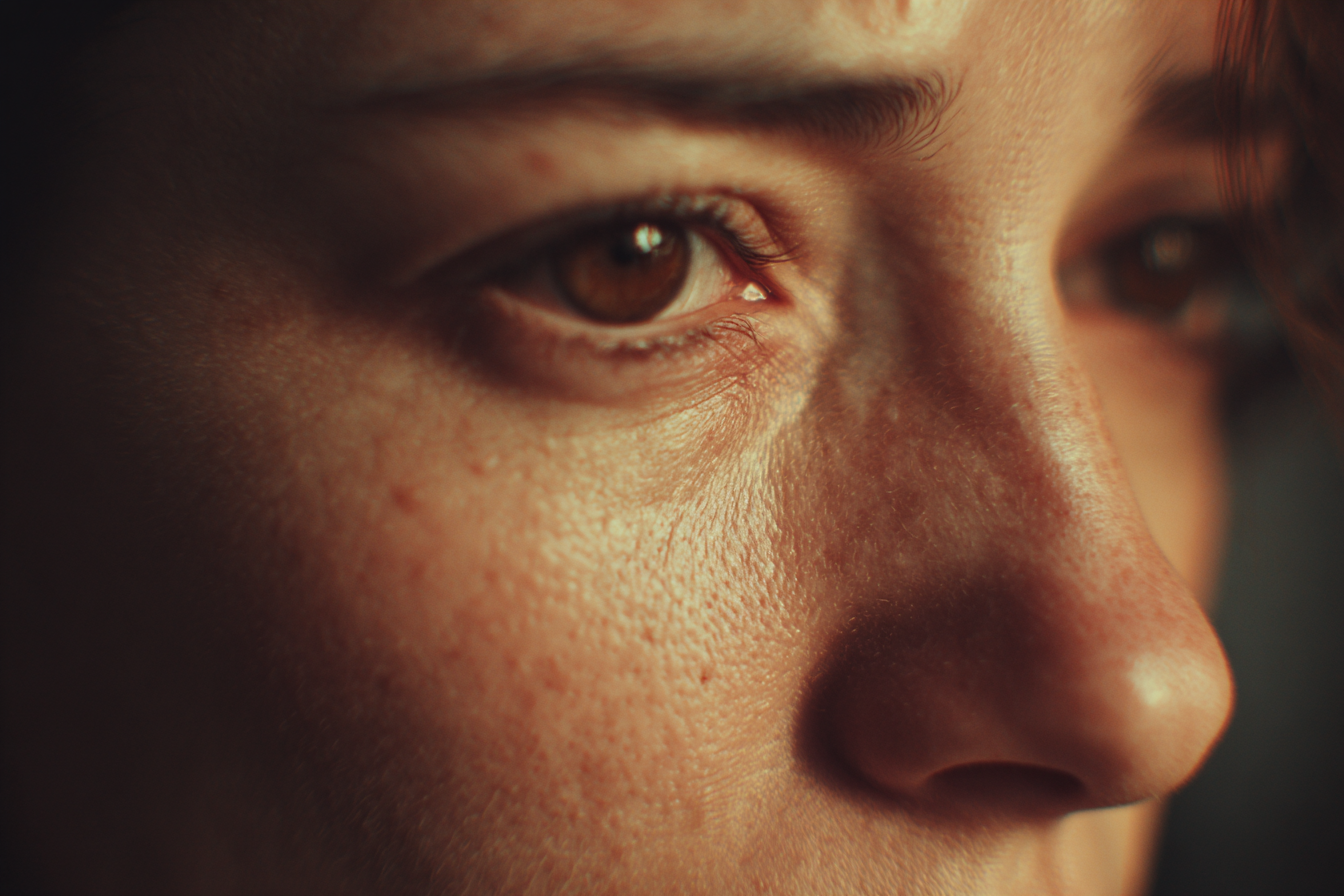 Gros plan sur le visage d'une femme | Source : Midjourney