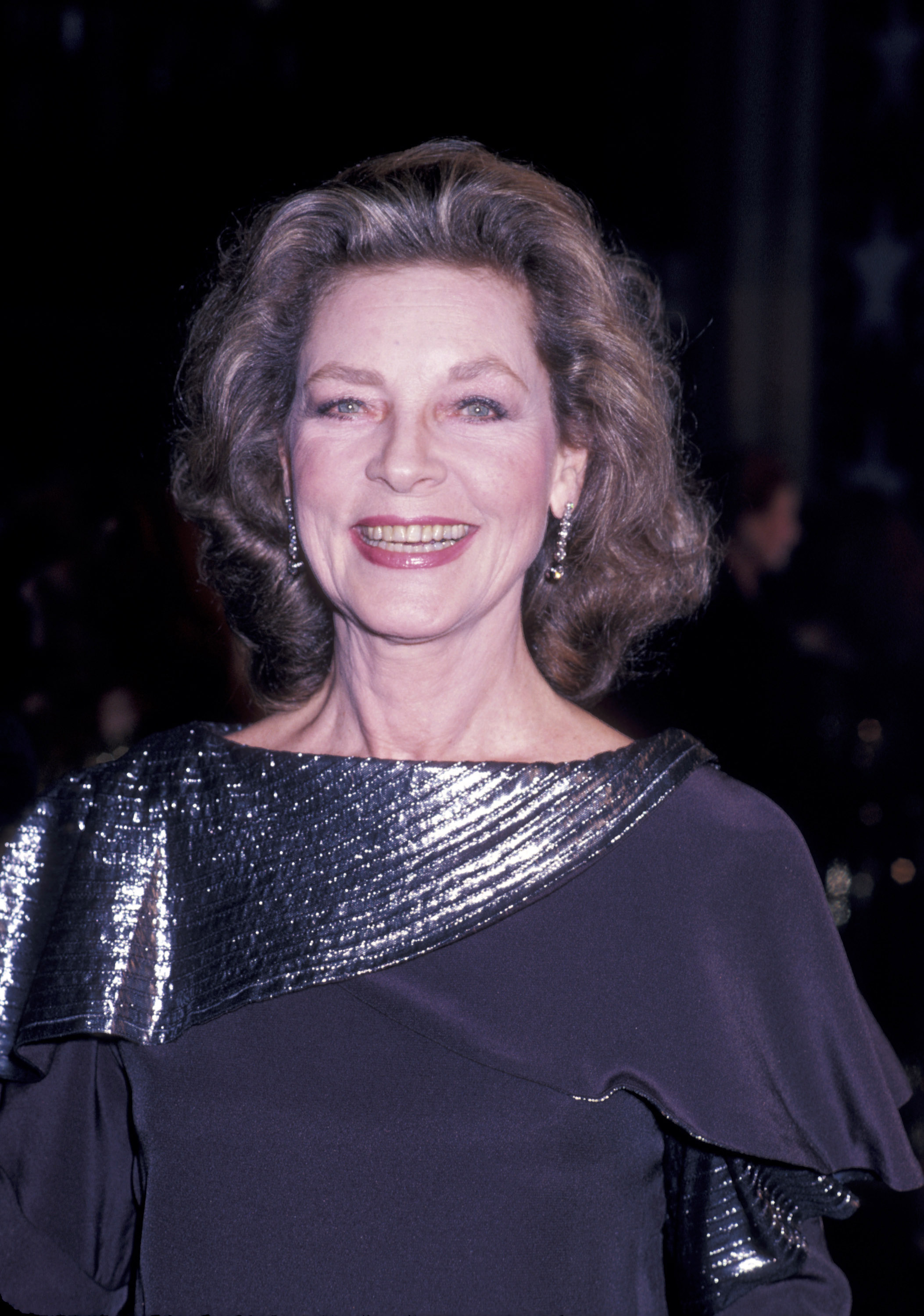 Lauren Bacall lors d'un gala de l'American Film Institute à Beverly Hills, photographiée au cours d'une soirée de gala | Source : Getty Images