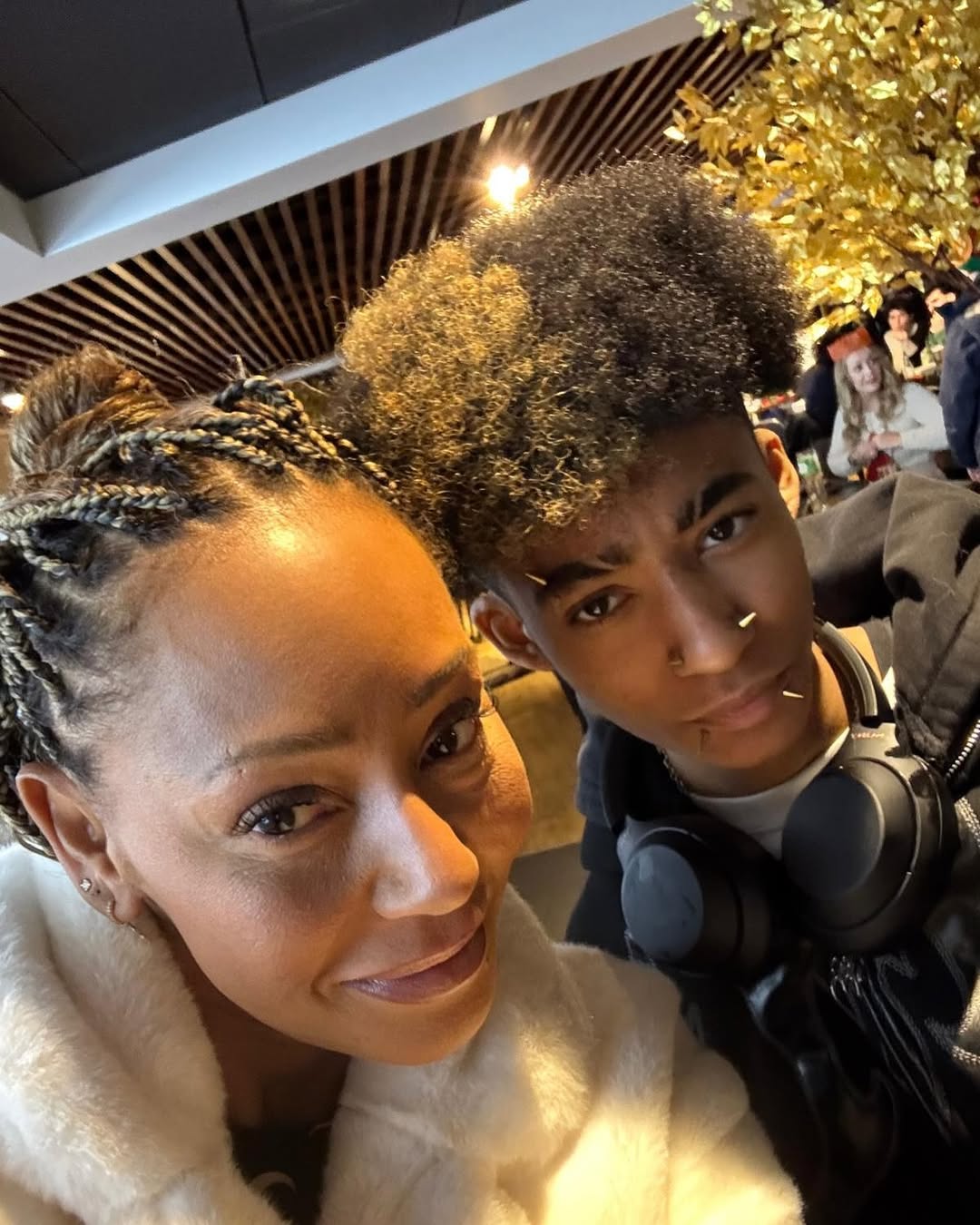 Mel B photographiée avec son fils, Angel, le 3 avril 2025 | Source : Instagram/officialmelb