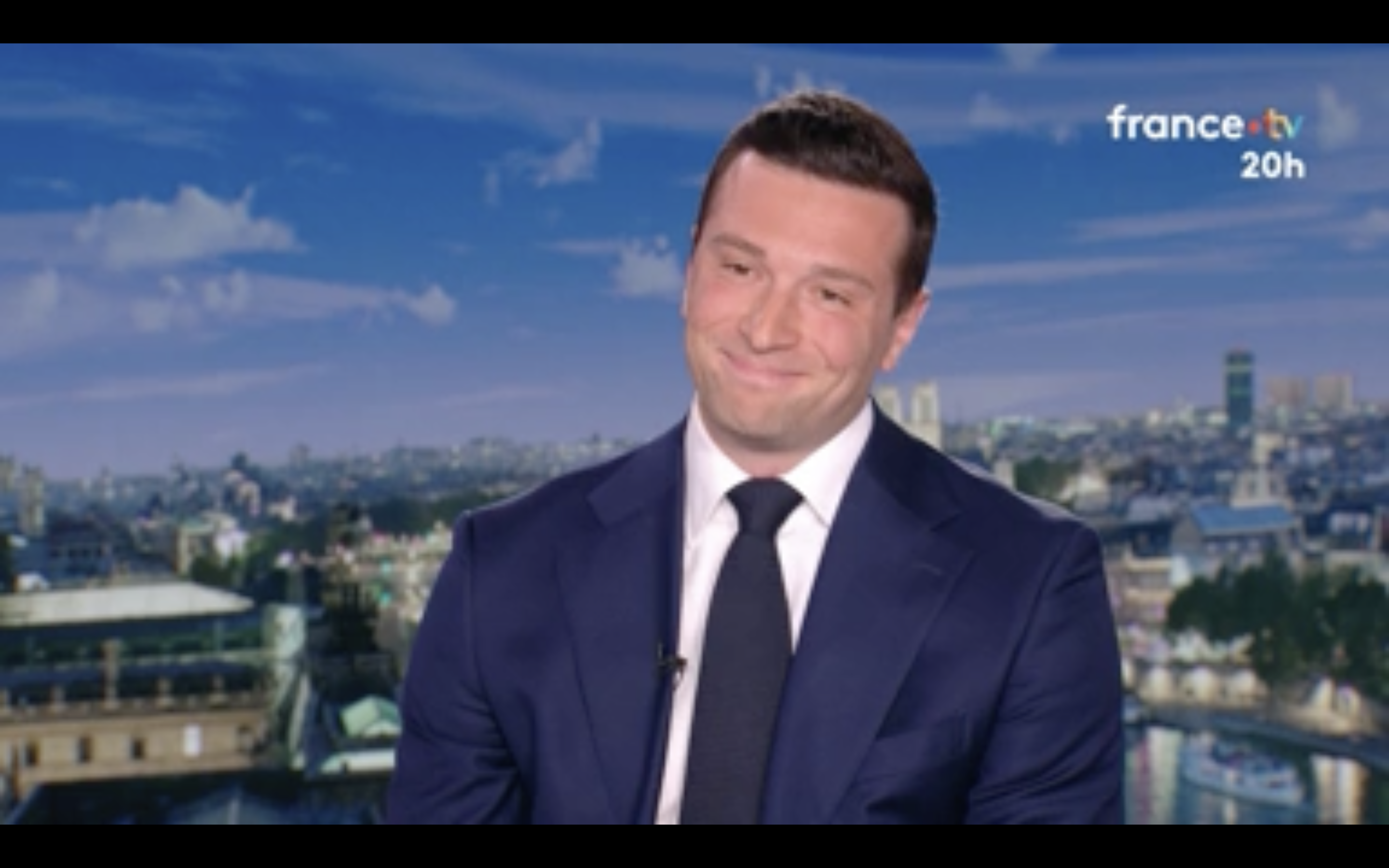 Jordan Bardella au JT de 20 Heures du mercredi 15 avril 2026 I Source : https://www.franceinfo.fr/replay-jt/france-2/20-heures/jt-de-20h-du-mercredi-15-avril-2026_7895081.html