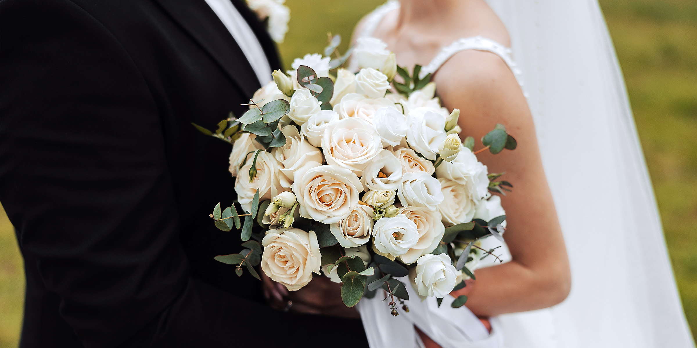 Un couple qui se marie | Source : Shutterstock