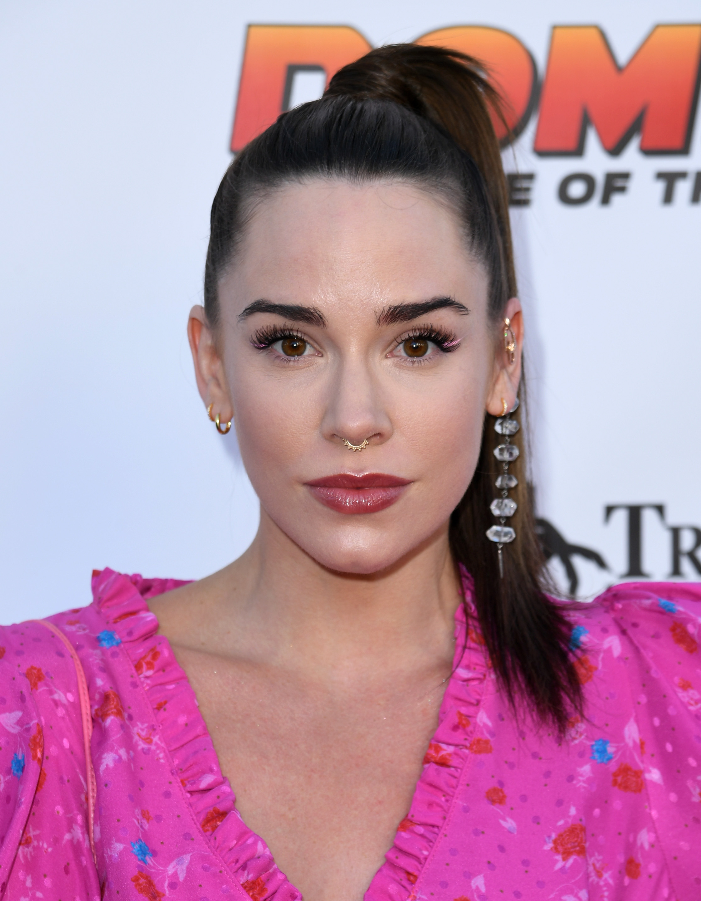 Christa B. Allen assiste à la première de « Domino : Battle Of The Bones » le 9 juin 2021 à Los Angeles, en Californie. | Source : Getty Images
