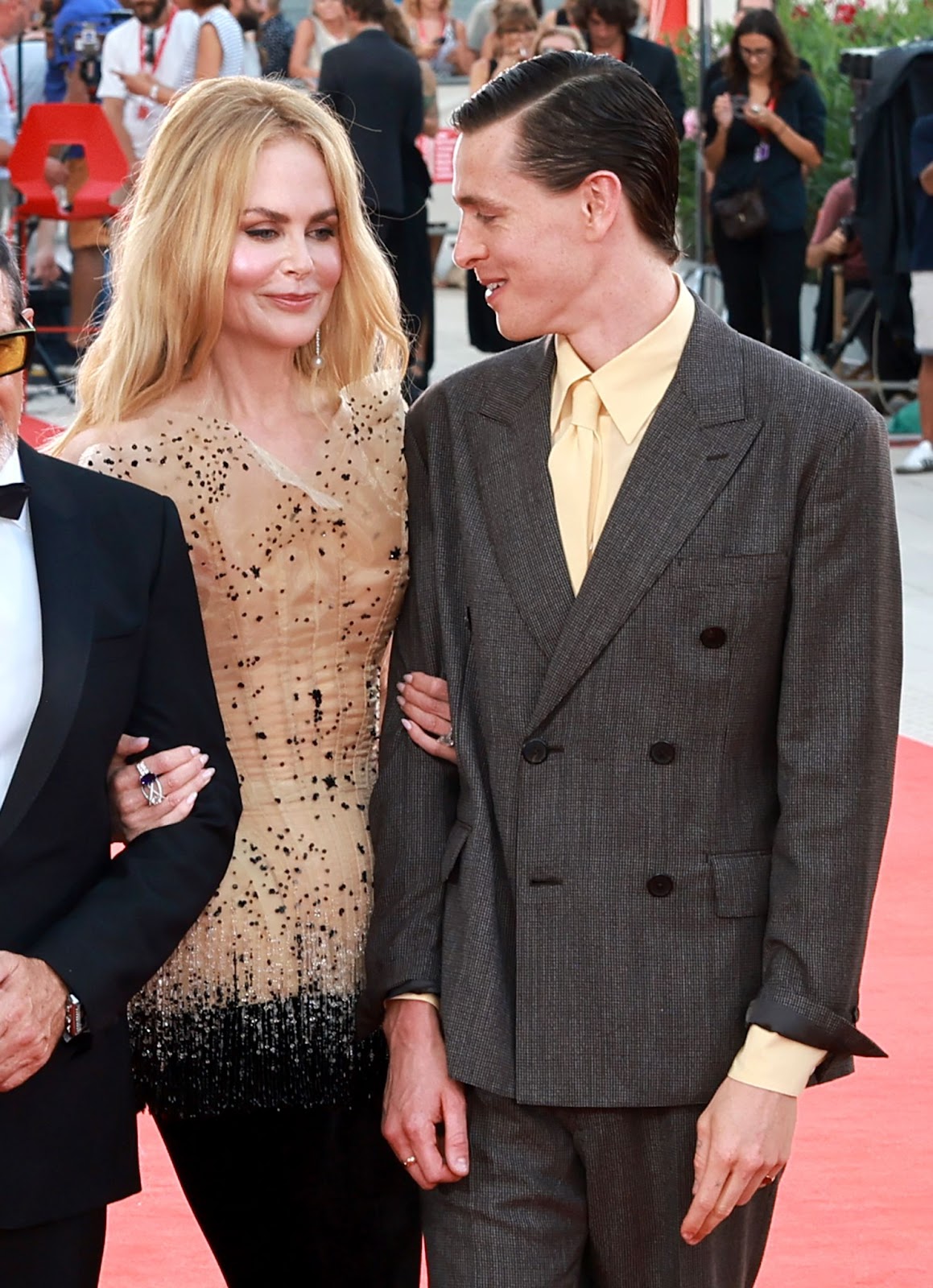 Nicole Kidman et Harris Dickinson | Source : Getty Images
