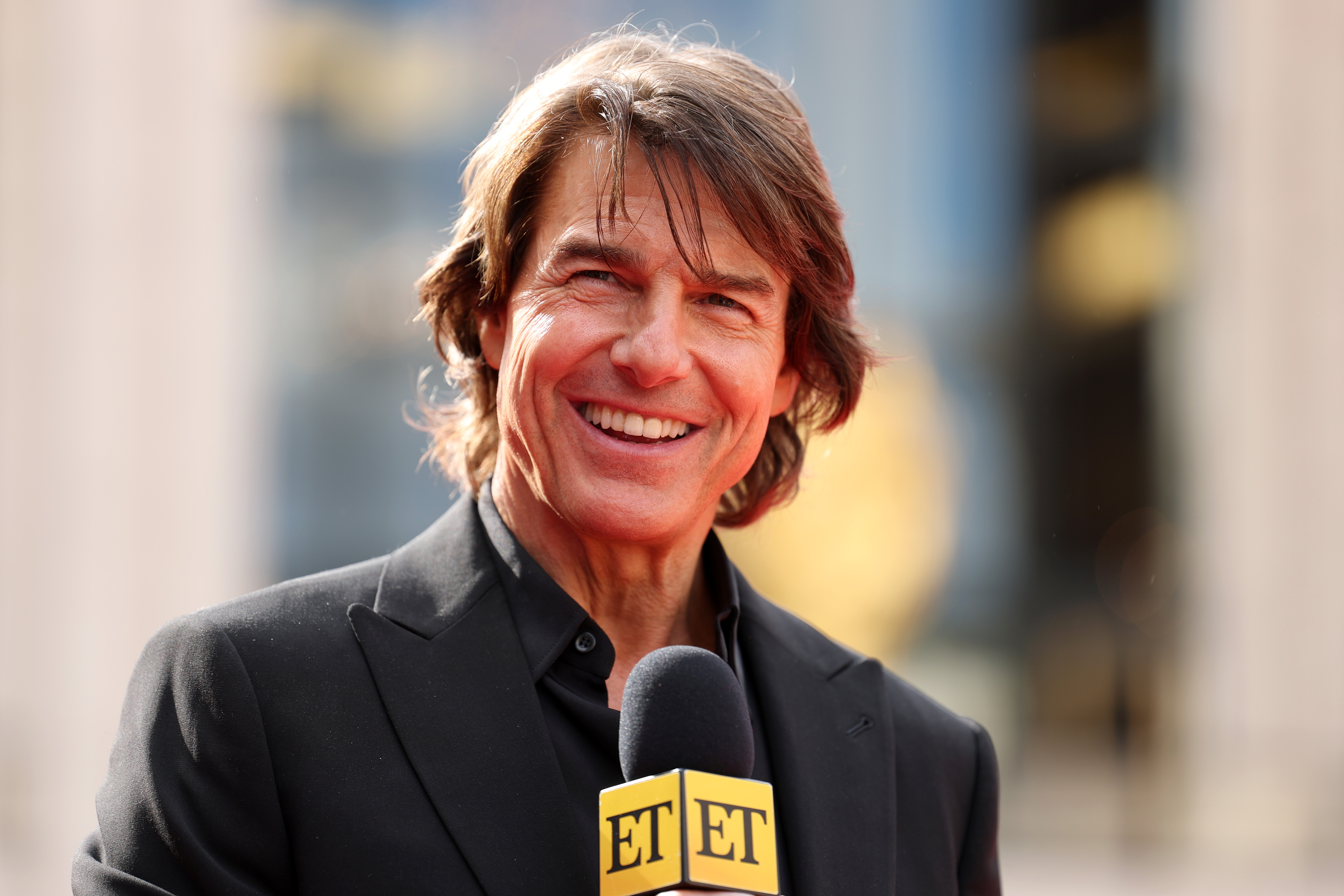 Tom Cruise arrive à la première de "Mission : Impossible - The Final Reckoning" au Lincoln Center Plaza à New York, le 18 mai 2025 | Source : Getty Images