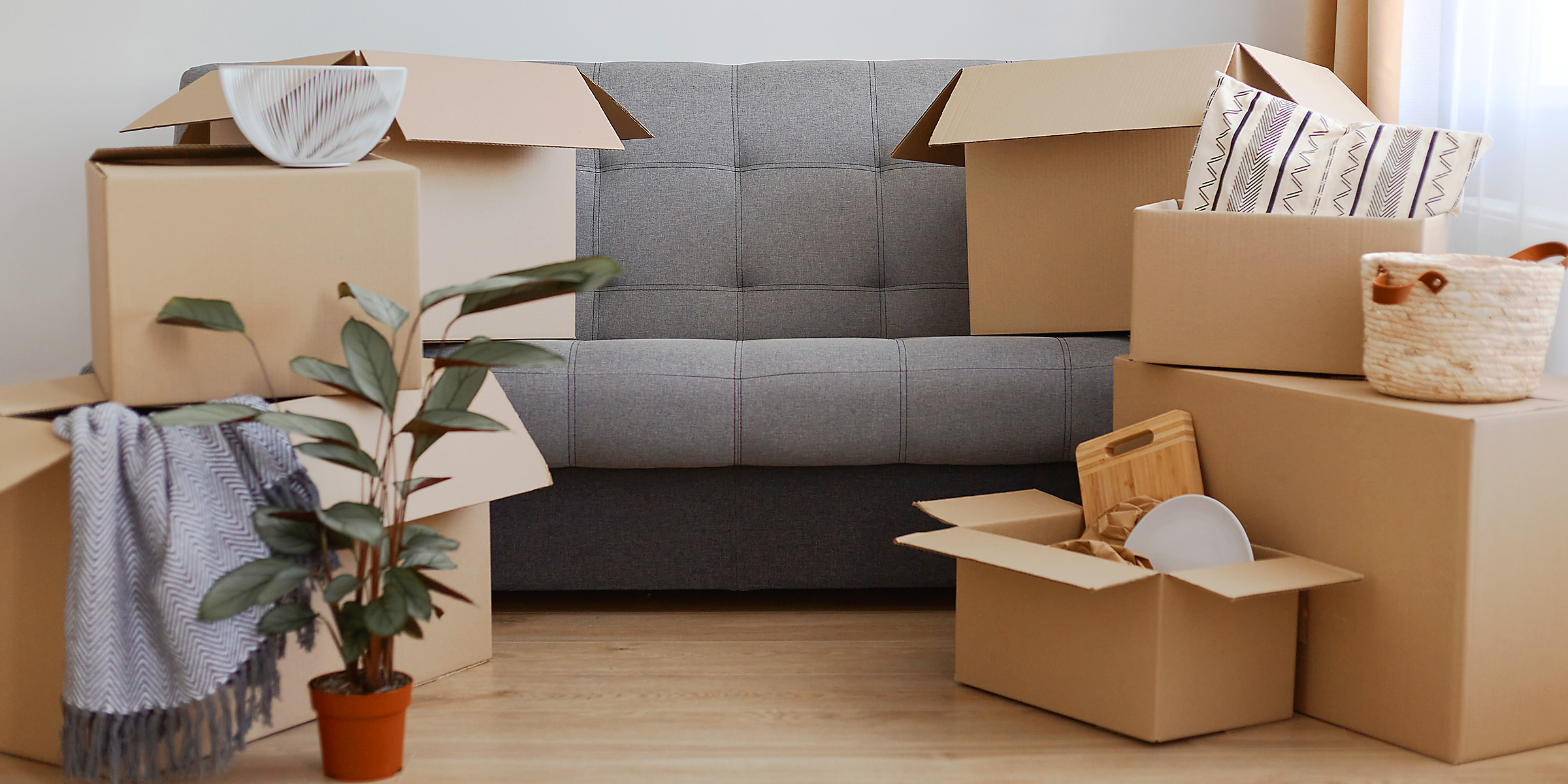 Des boîtes dans une maison | Source : Shutterstock