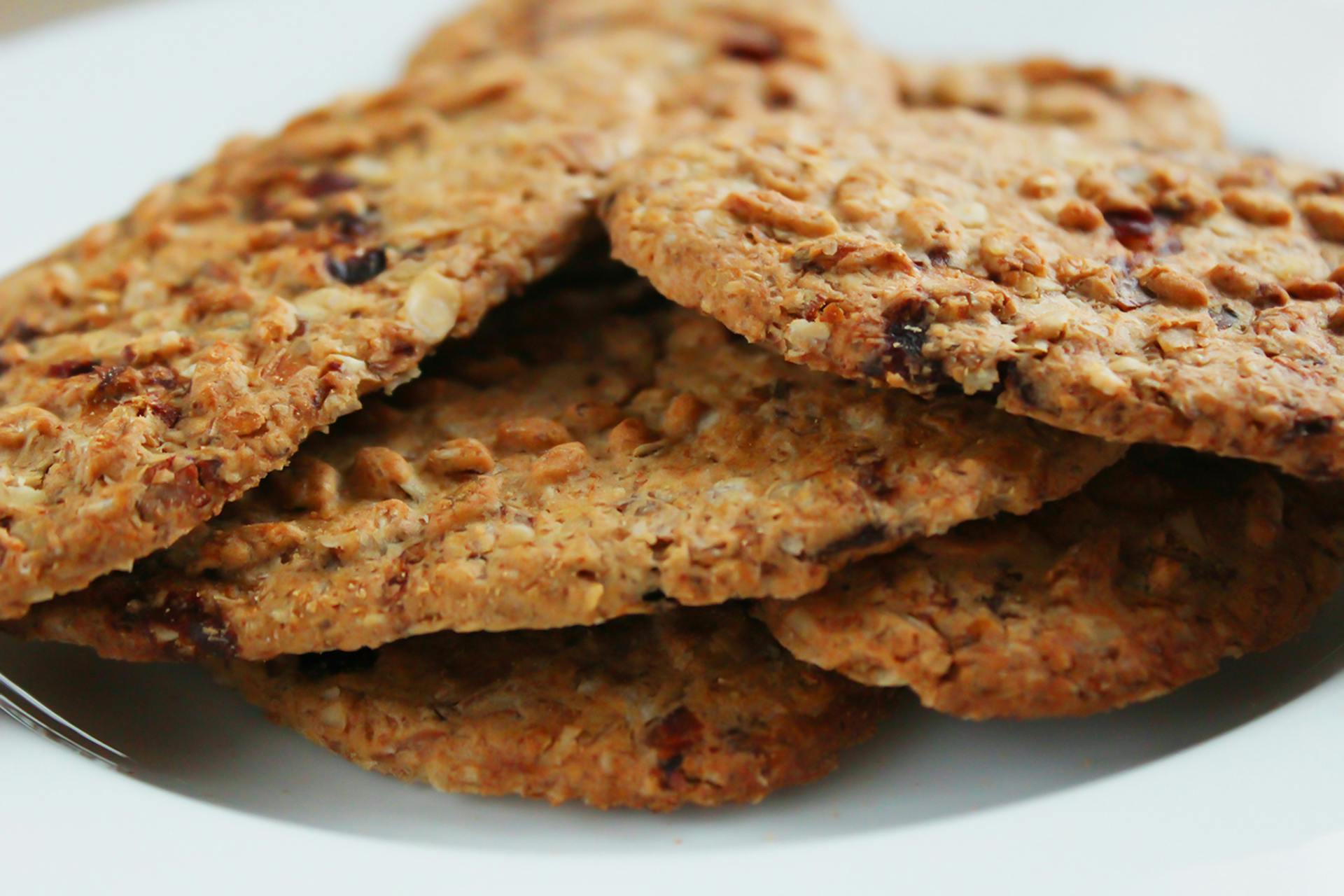 Des biscuits servis sur une assiette | Source : Pexels