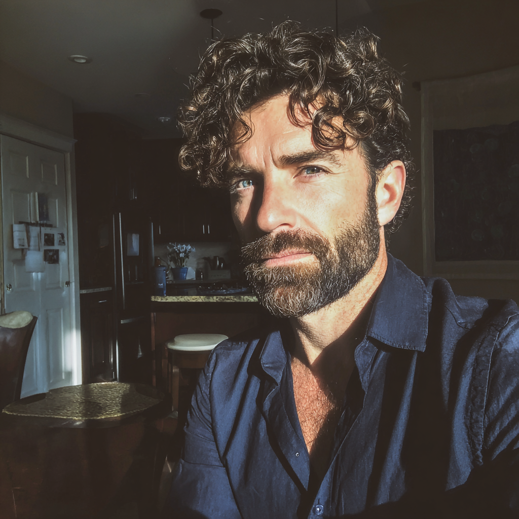 Un homme nonchalant assis à une table | Source : Midjourney