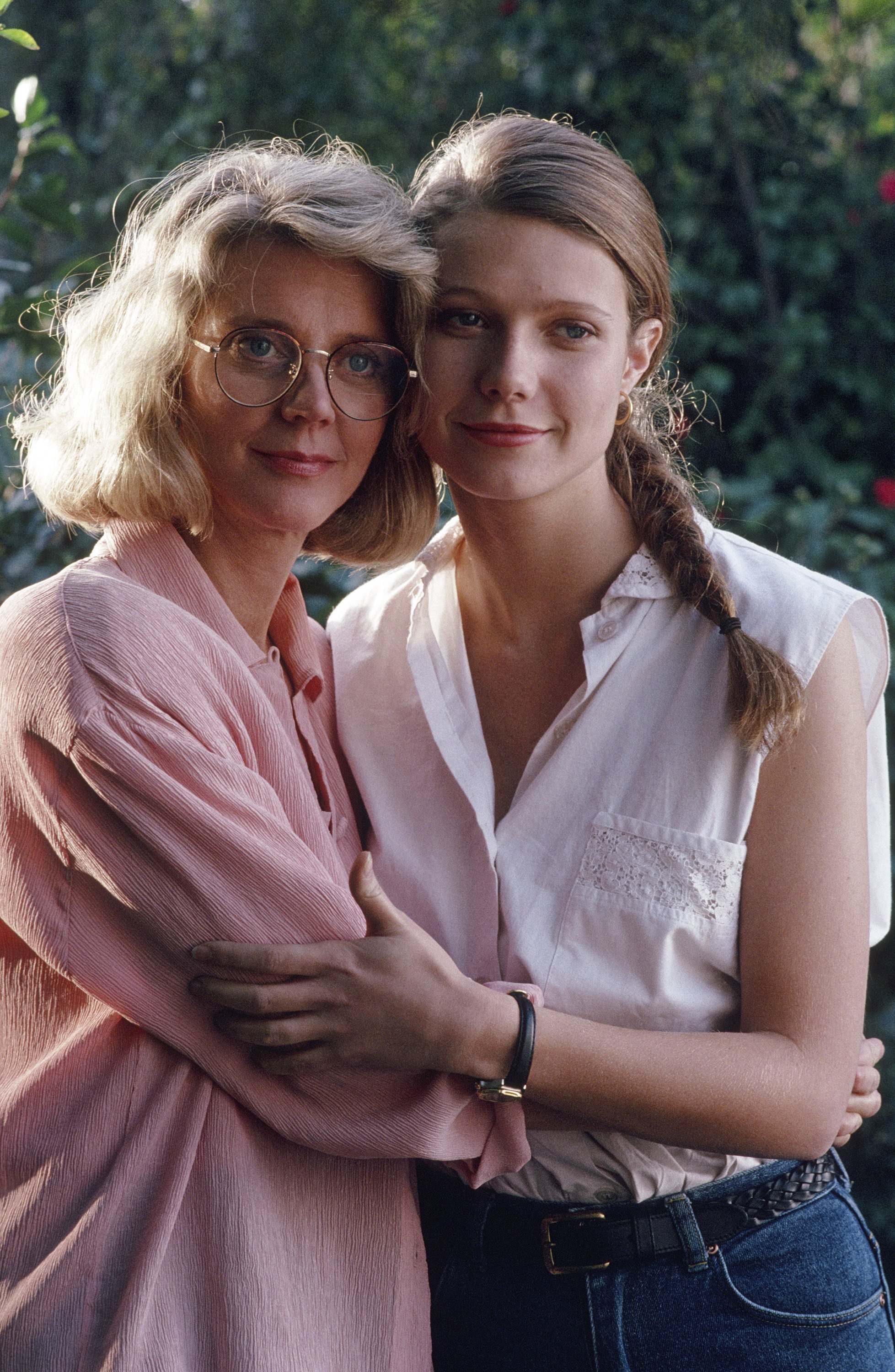 L'actrice et sa fille photographiées dans le film « Sous la menace d'un père », en février 1992 | Source : Getty Images