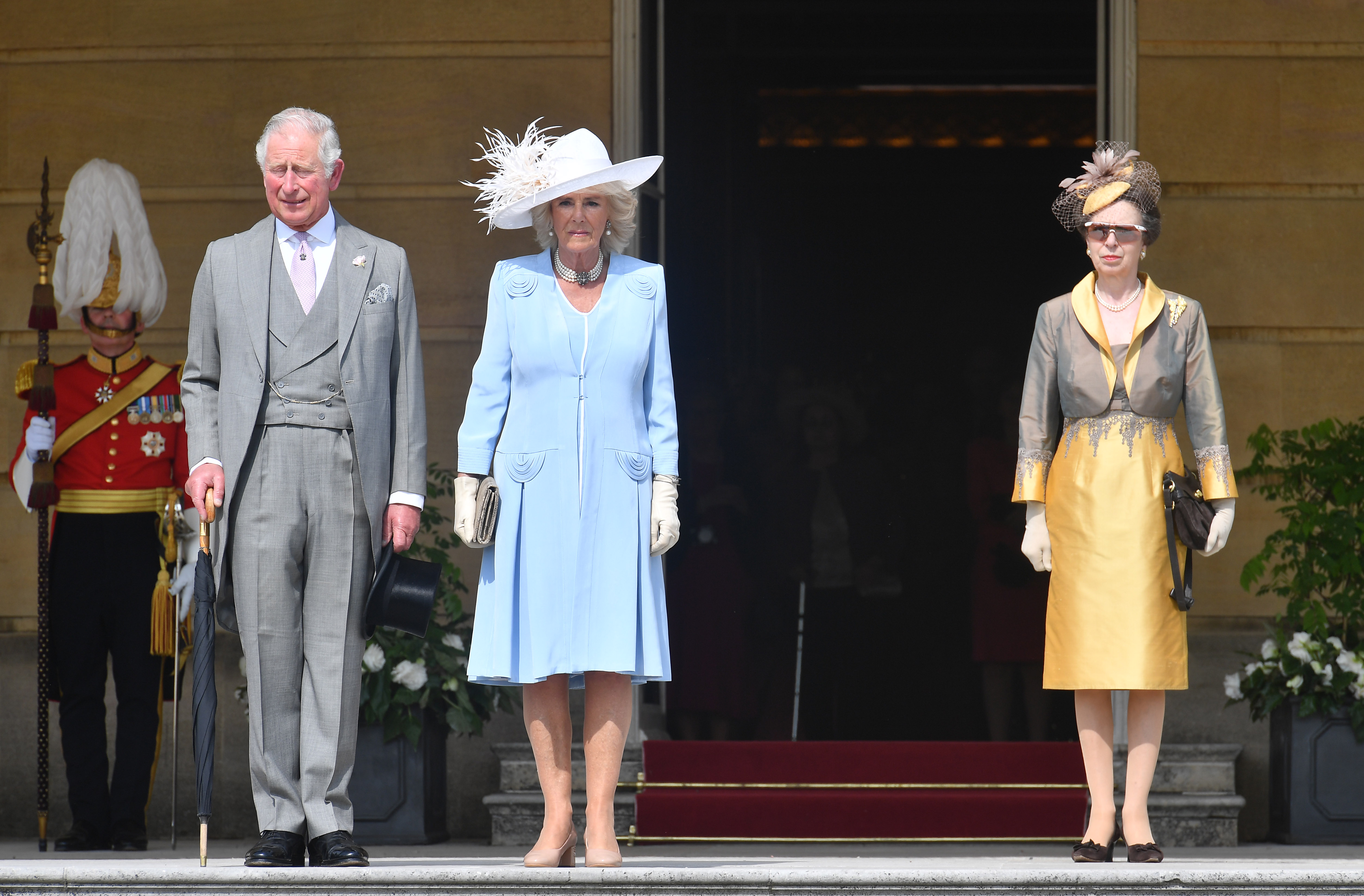 Le roi Charles III, la reine Camilla et la princesse Anne au palais de Buckingham, le 5 juin 2018, à Londres, en Angleterre. | Source : Getty Images