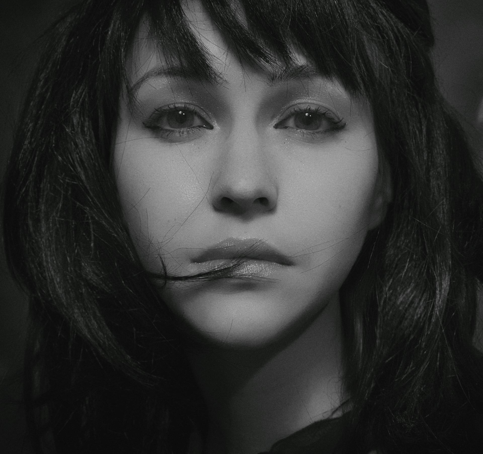 Une femme aux yeux pleins de larmes | Source : Pexels