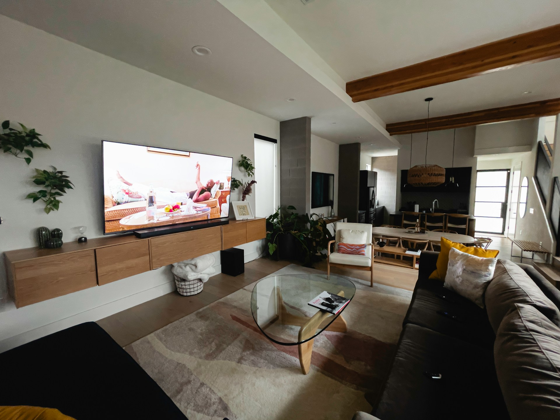 Un intérieur de salon | Source : Unsplash