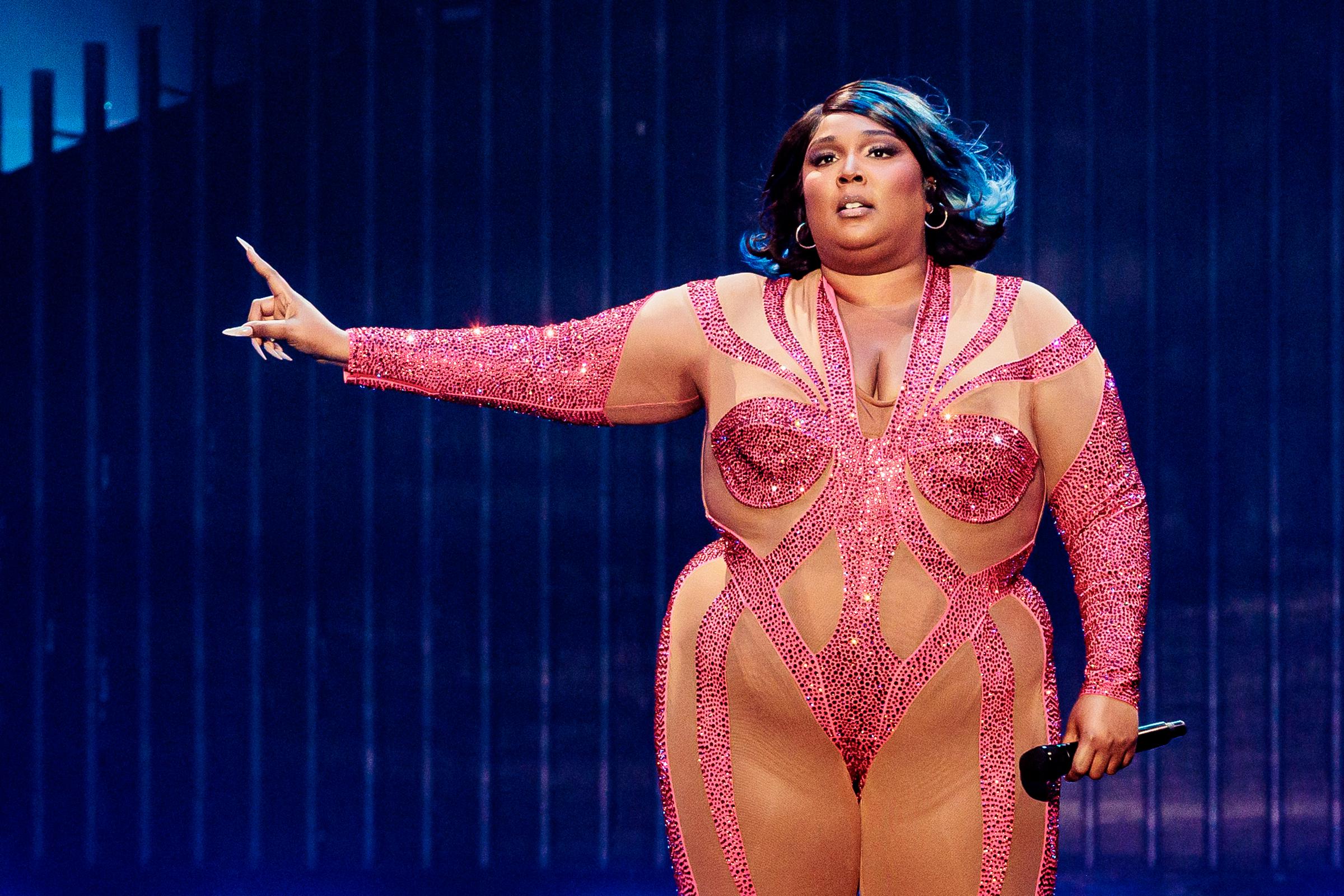 Lizzo se produit au forum Mediolanum d'Assago le 2 mars 2023, à Milan, en Italie. | Source : Getty Images