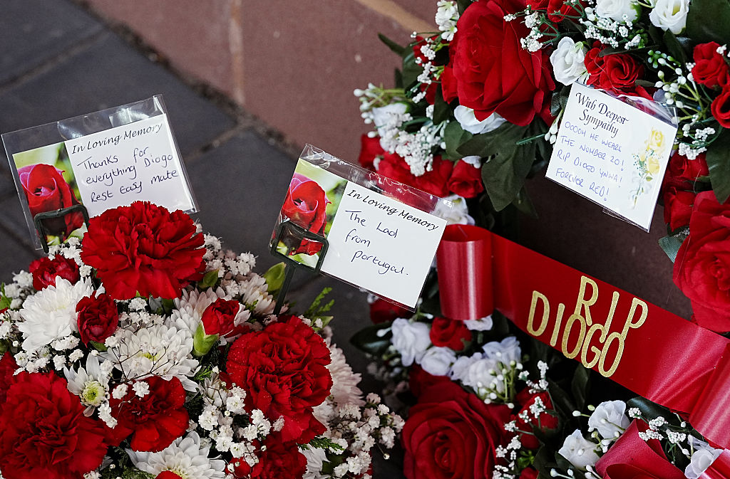 Hommage au stade d'Anfield en mémoire de Diogo Jota, décédé à l'âge de 28 ans | Source : Getty Images