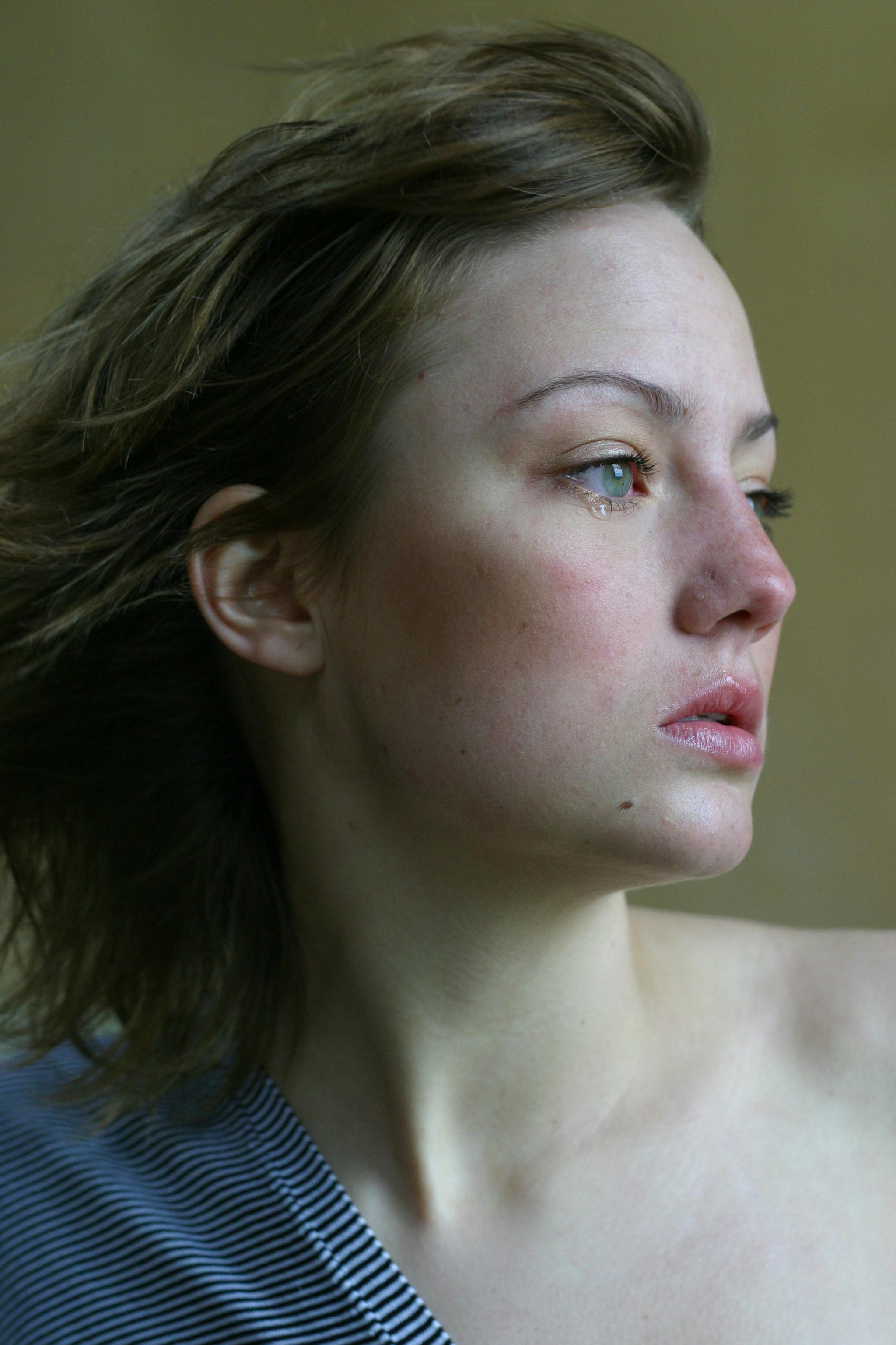 Une femme qui a les larmes aux yeux | Source : Pexels
