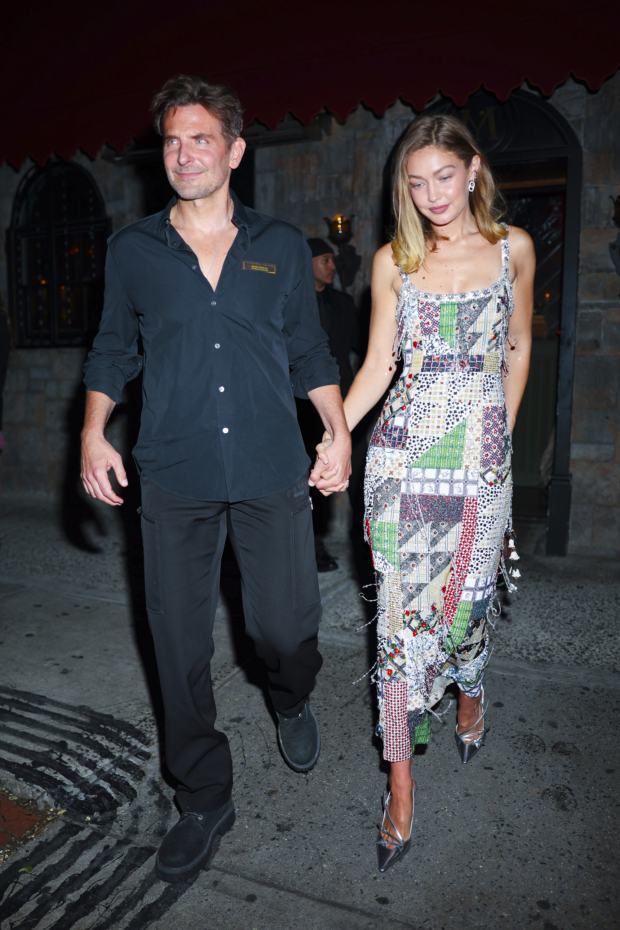 Bradley Cooper et Gigi Hadid à la soirée cocktail du numéro d'octobre de Vogue, le 14 septembre 2025, à New York. | Source : Getty Images