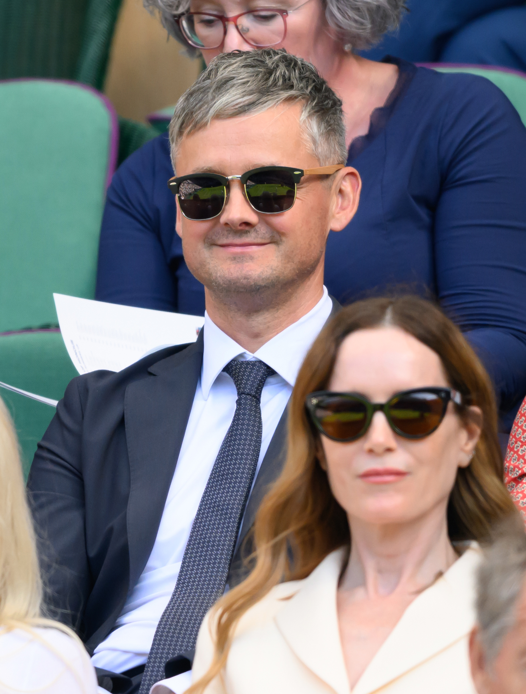 Le célèbre chanteur lors de la troisième journée des championnats de tennis de Wimbledon au All England Lawn Tennis and Croquet Club, le 2 juillet 2025, à Londres. | Source : Getty Images