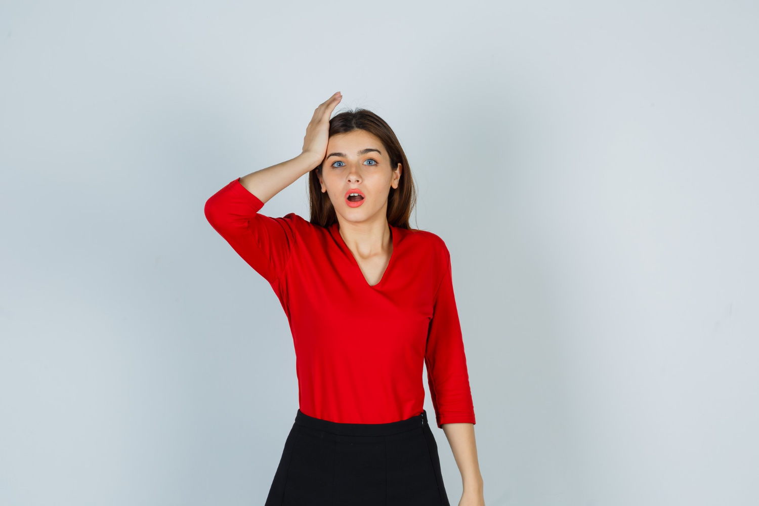 Une jeune femme en détresse | Source : Freepik