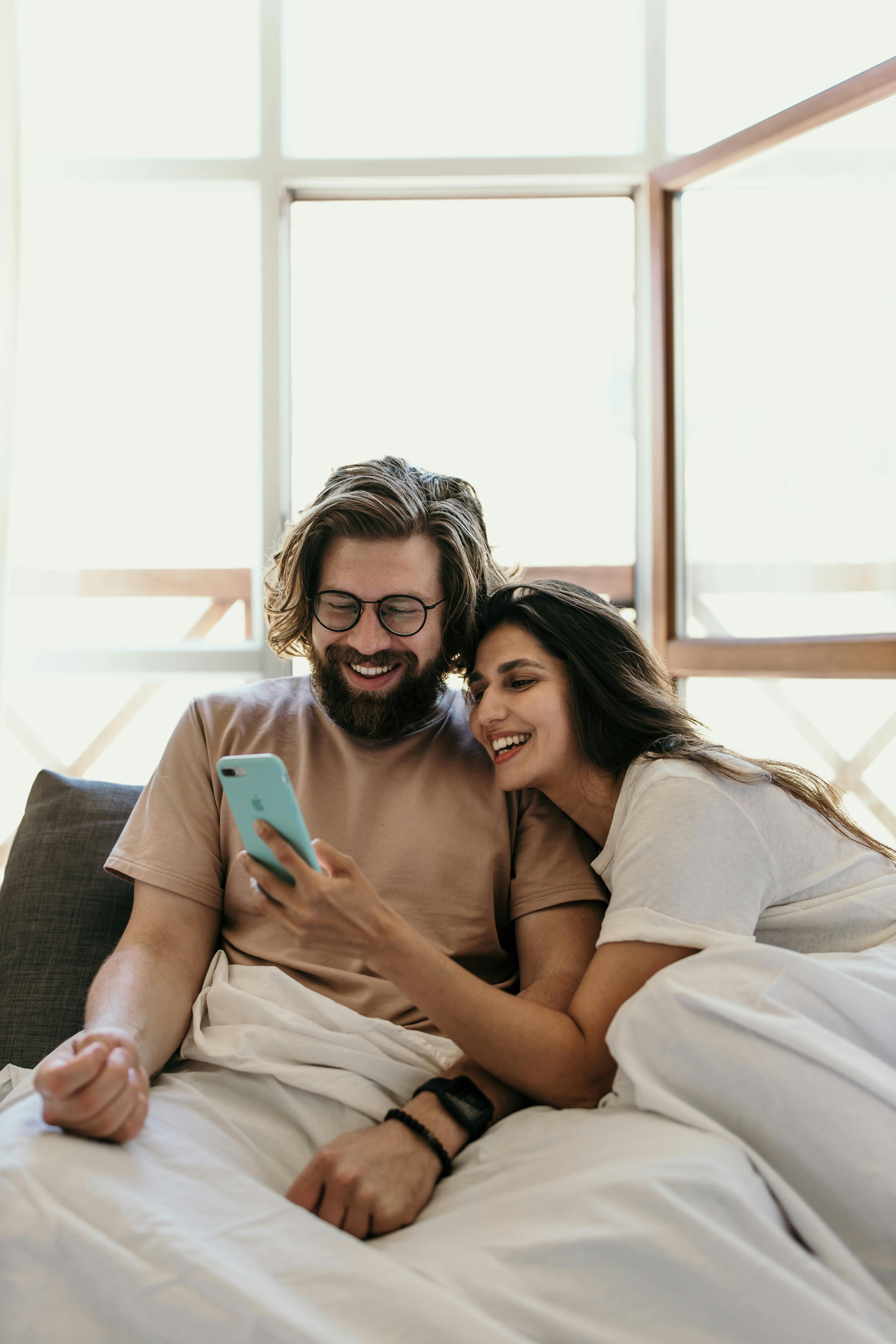 Couple au lit | Source : Pexels