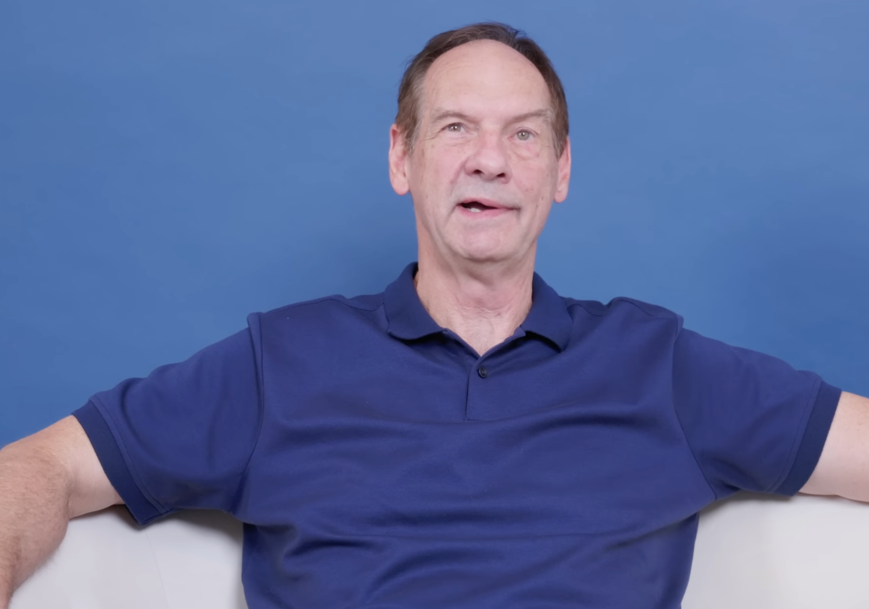 Barry Wolf avant l'opération | Source : YouTube/@Dr.Truesdale