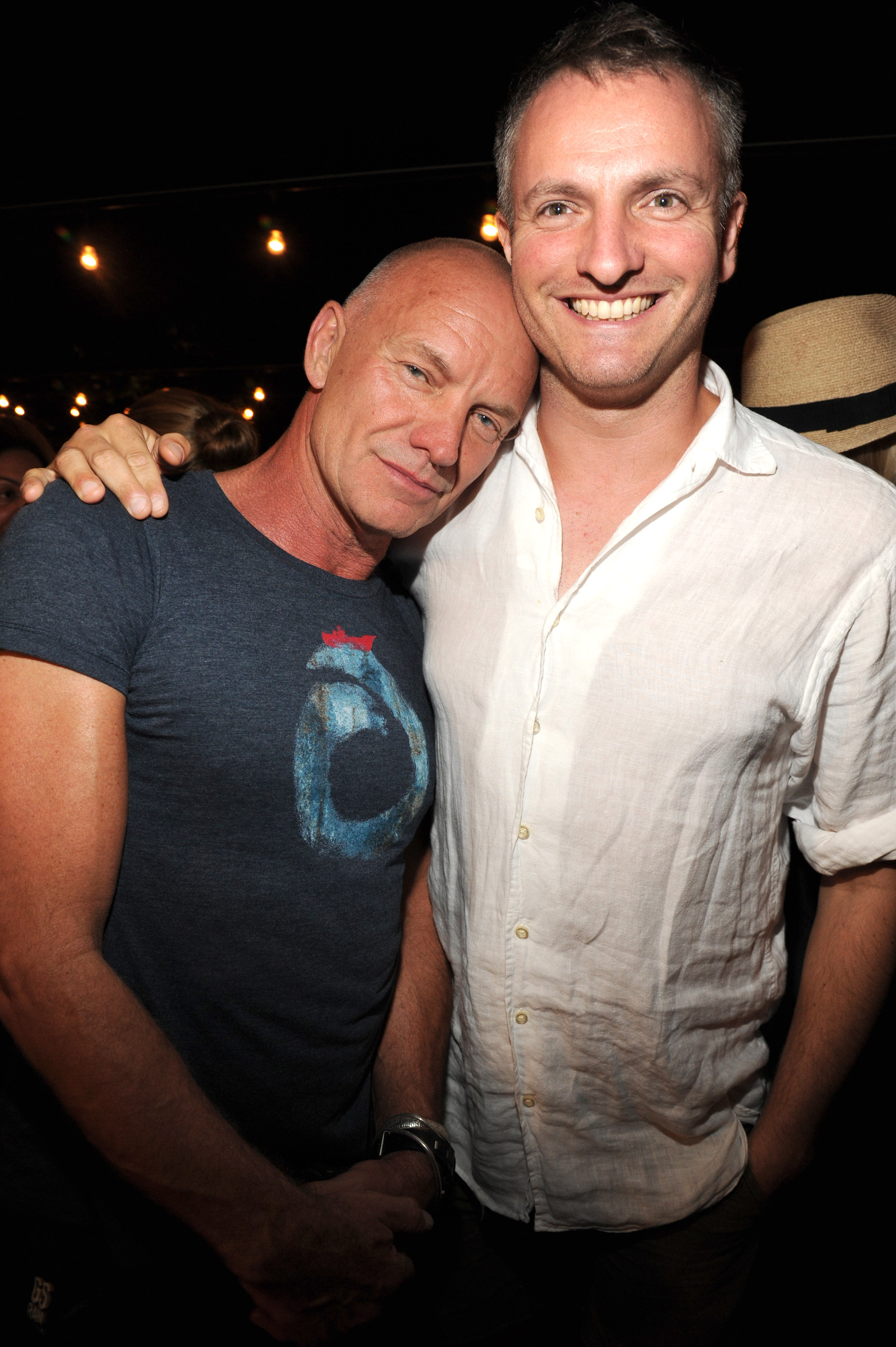 Sting avec son fils, Joe Sumner, à l'Apollo dans les Hamptons, au Creeks, le 16 août 2014, à East Hampton, New York. | Source : Getty Images