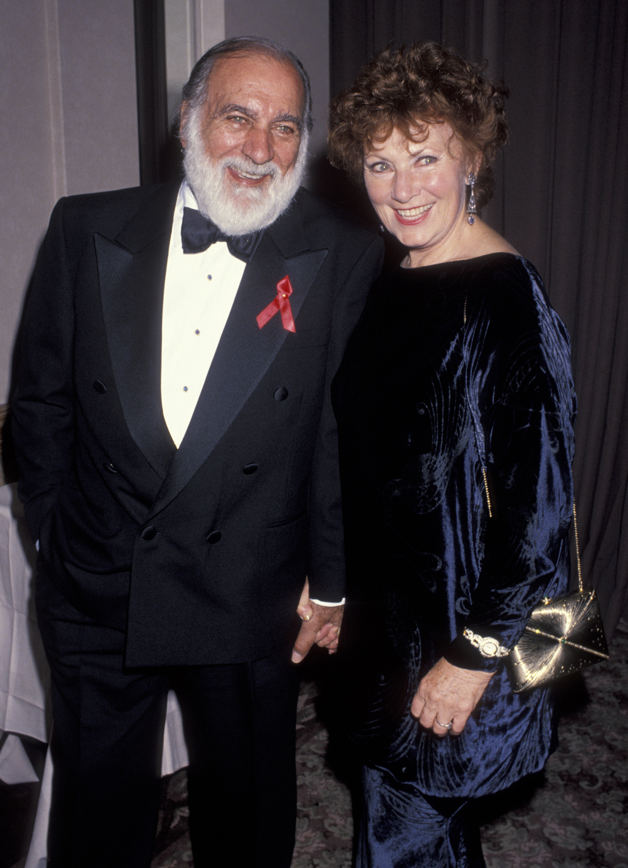 Paul Michael et Marion Ross assistent au « Gala de l'Académie des arts et des sciences de la télévision en l'honneur des meilleurs films universitaires » le 14 mars 1993 à Beverly Hills, en Californie. | Source : Getty Images