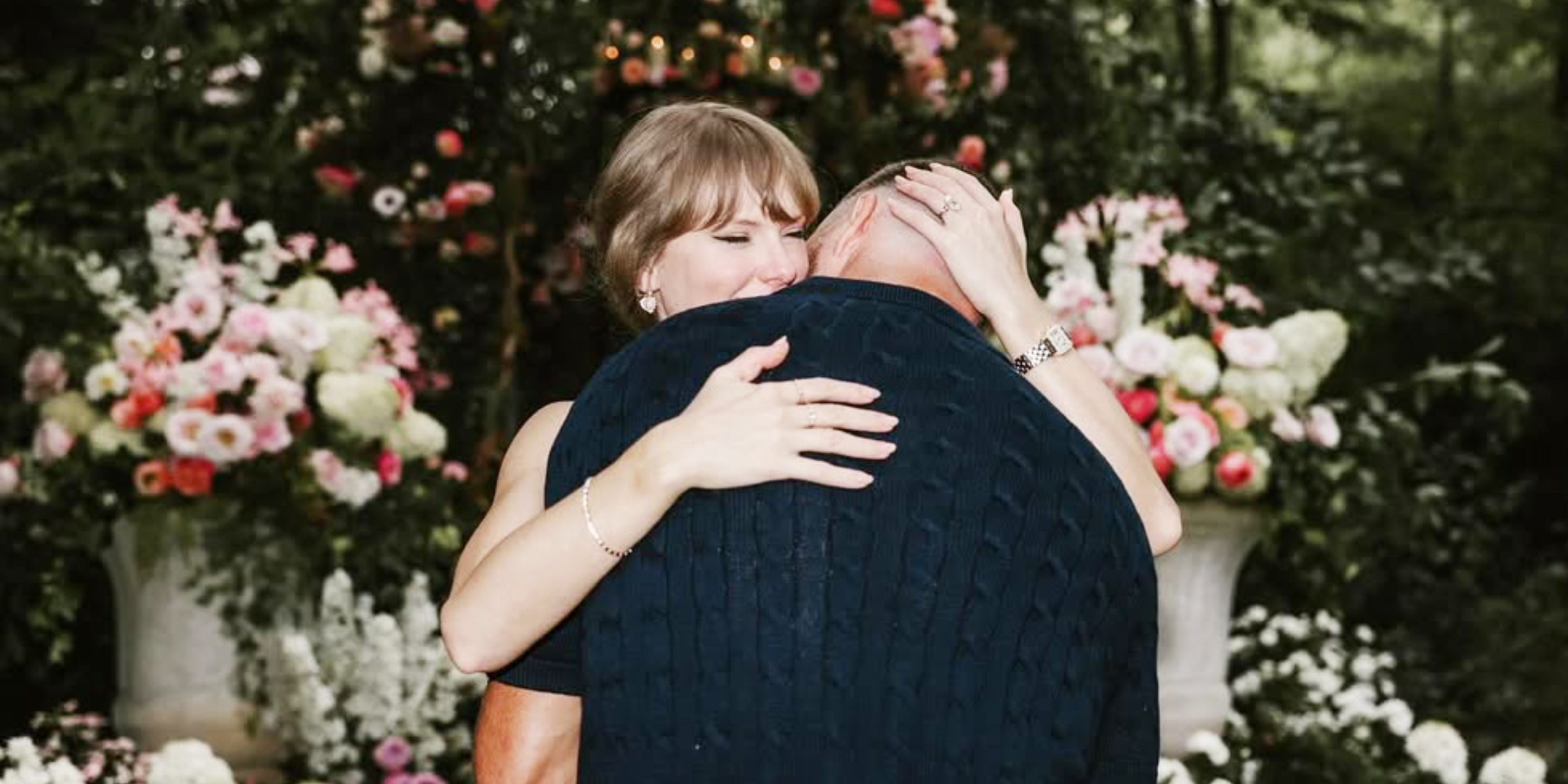 Taylor Swift et Travis Kelce | Source : Instagram/taylorswift