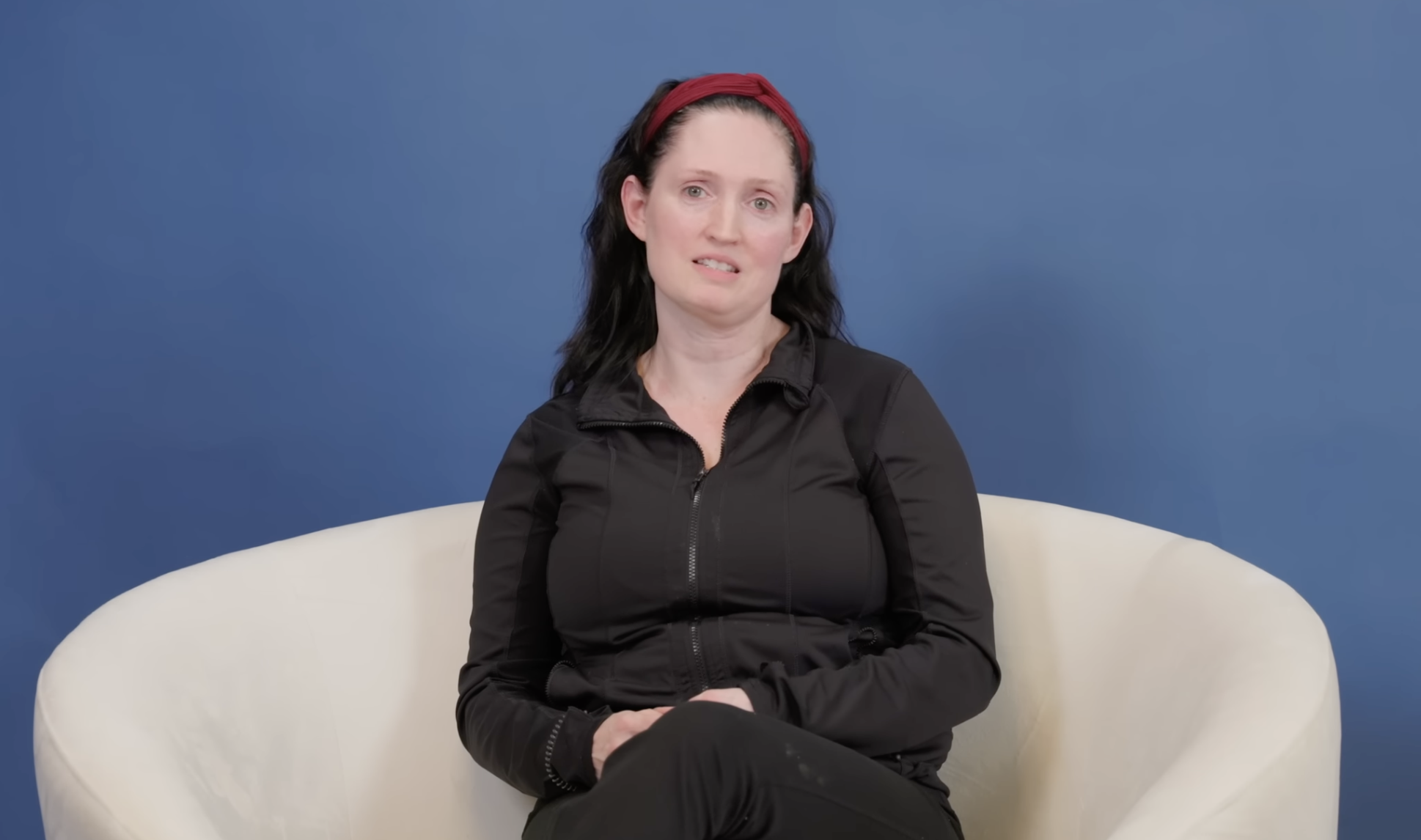 Jessica avant l'opération | Source : YouTube/@Dr.Truesdale