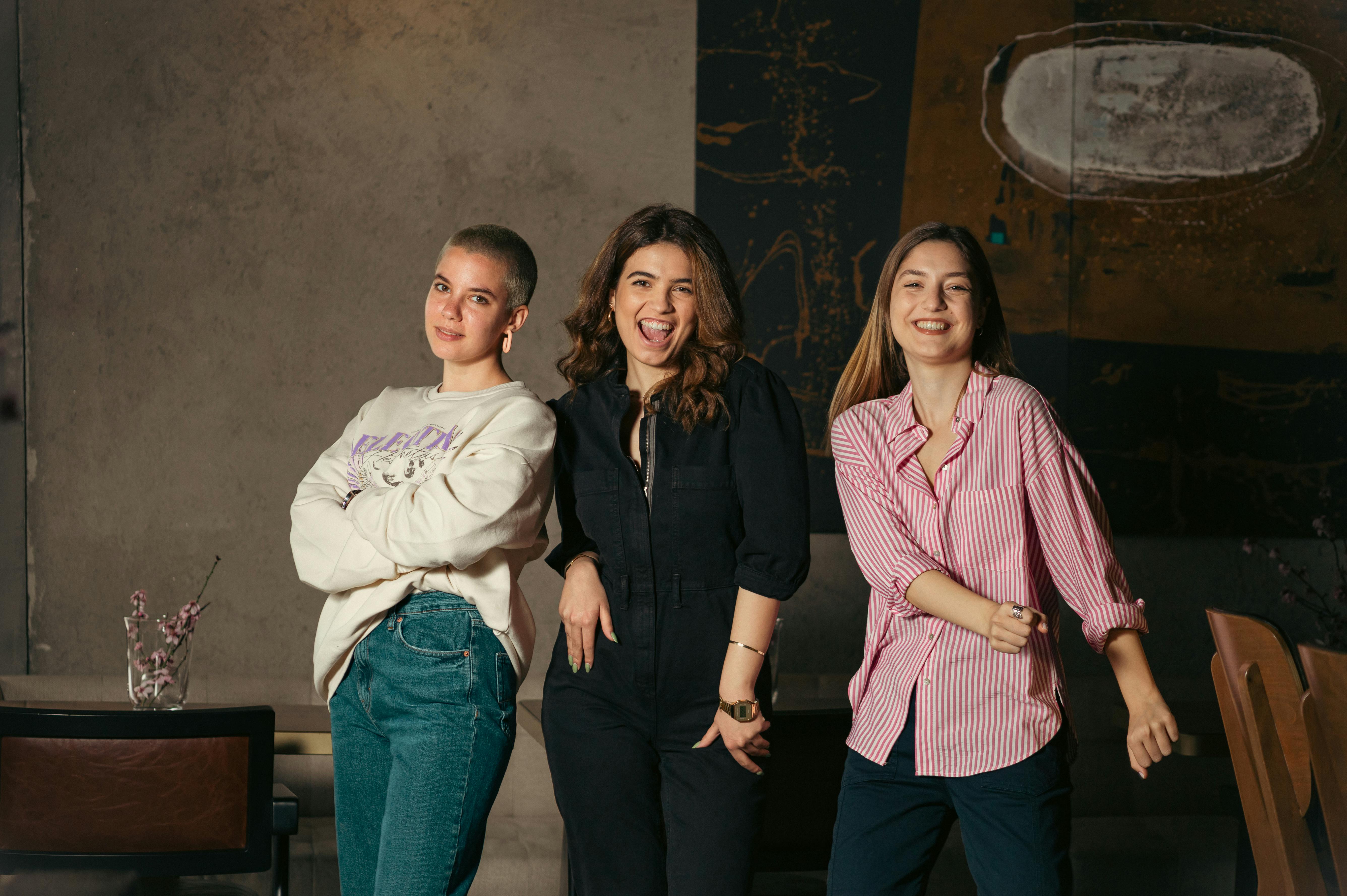 Trois jeunes femmes | Source : Pexels