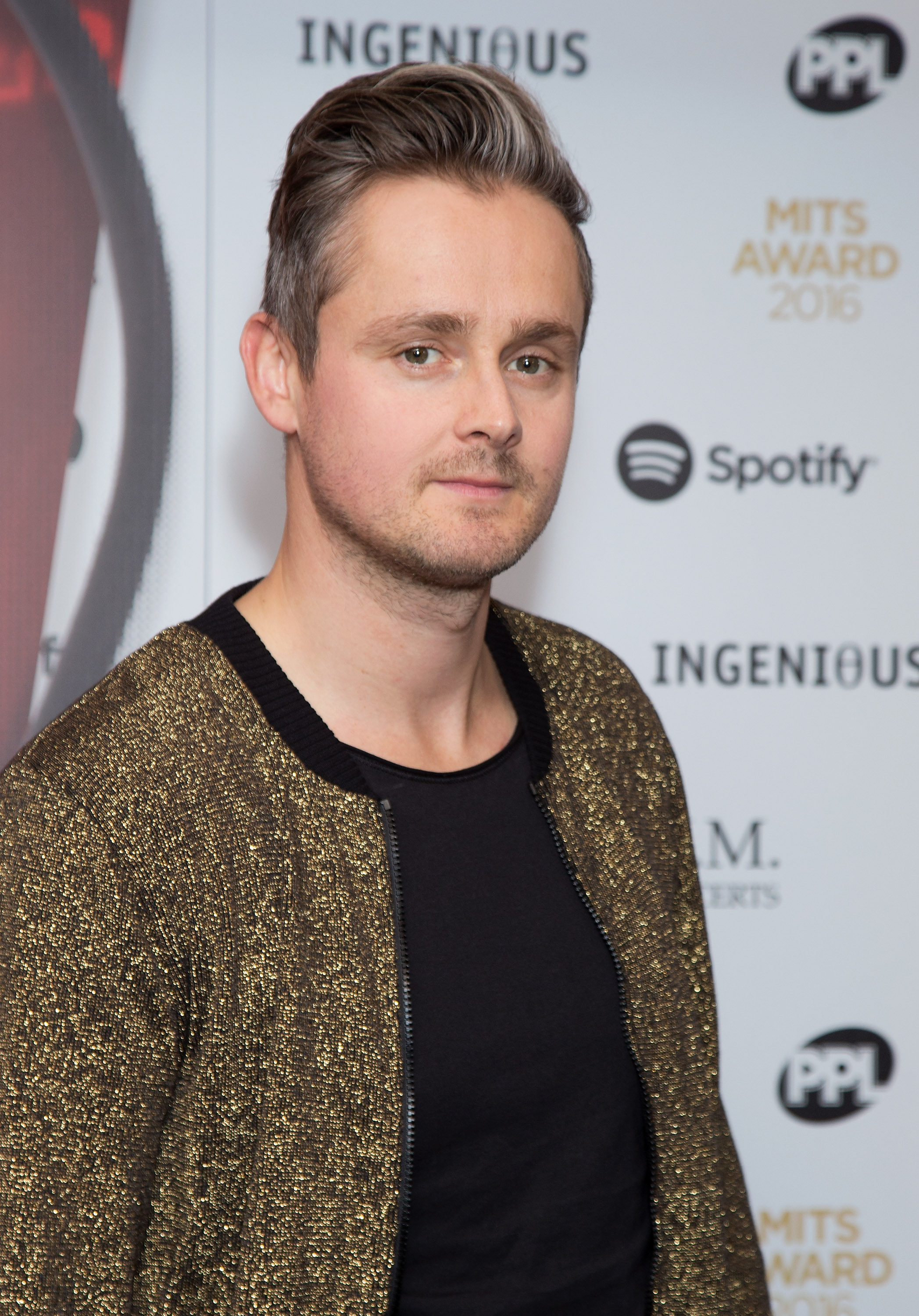 Le célèbre chanteur lors des Music Industry Awards à l'hôtel Grosvenor House, le 7 novembre 2016, à Londres, en Angleterre. | Source : Getty Images