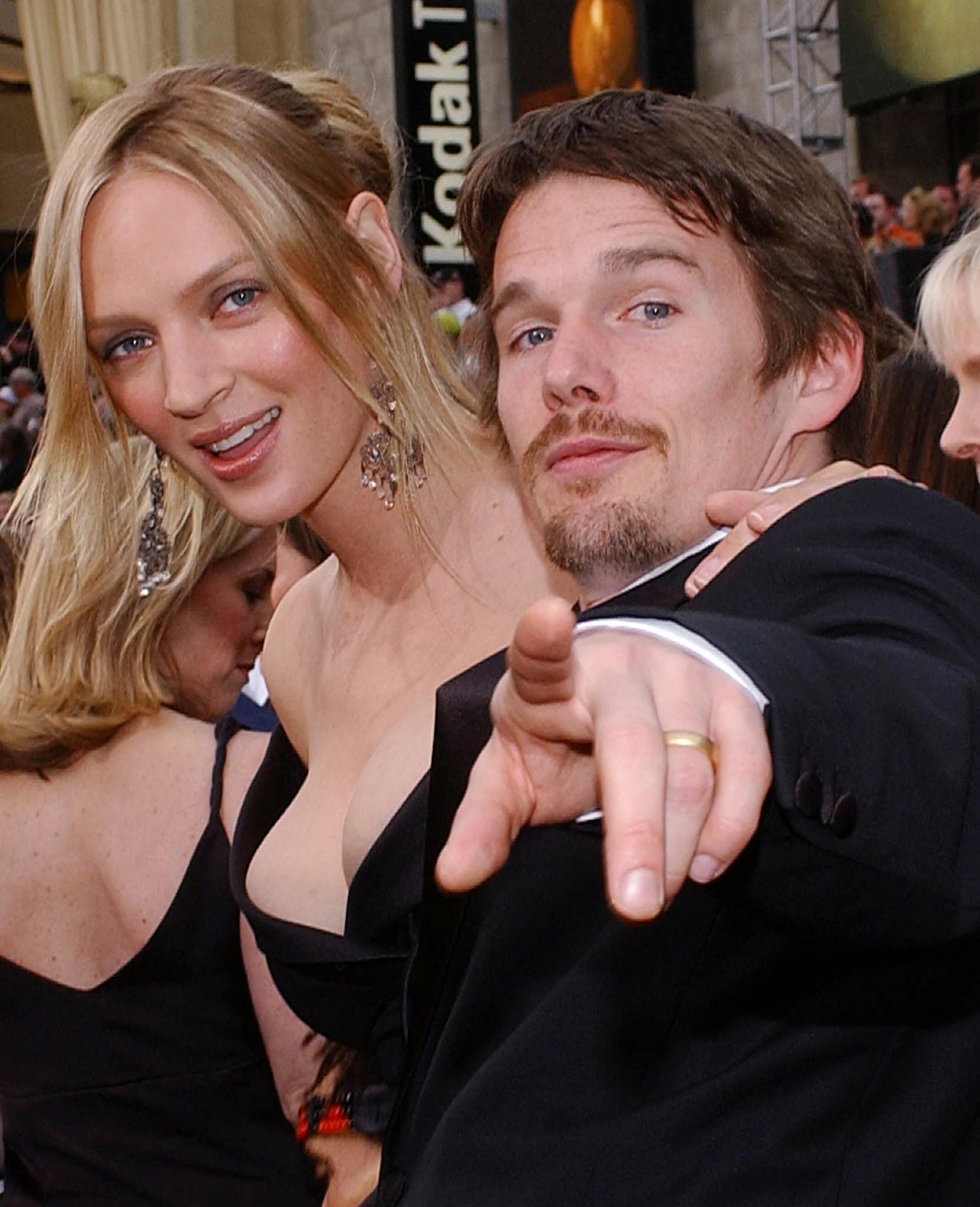 Uma Thurman et Ethan Hawke lors de la 74e cérémonie des Oscars le 24 mars 2002. | Source : Getty Images