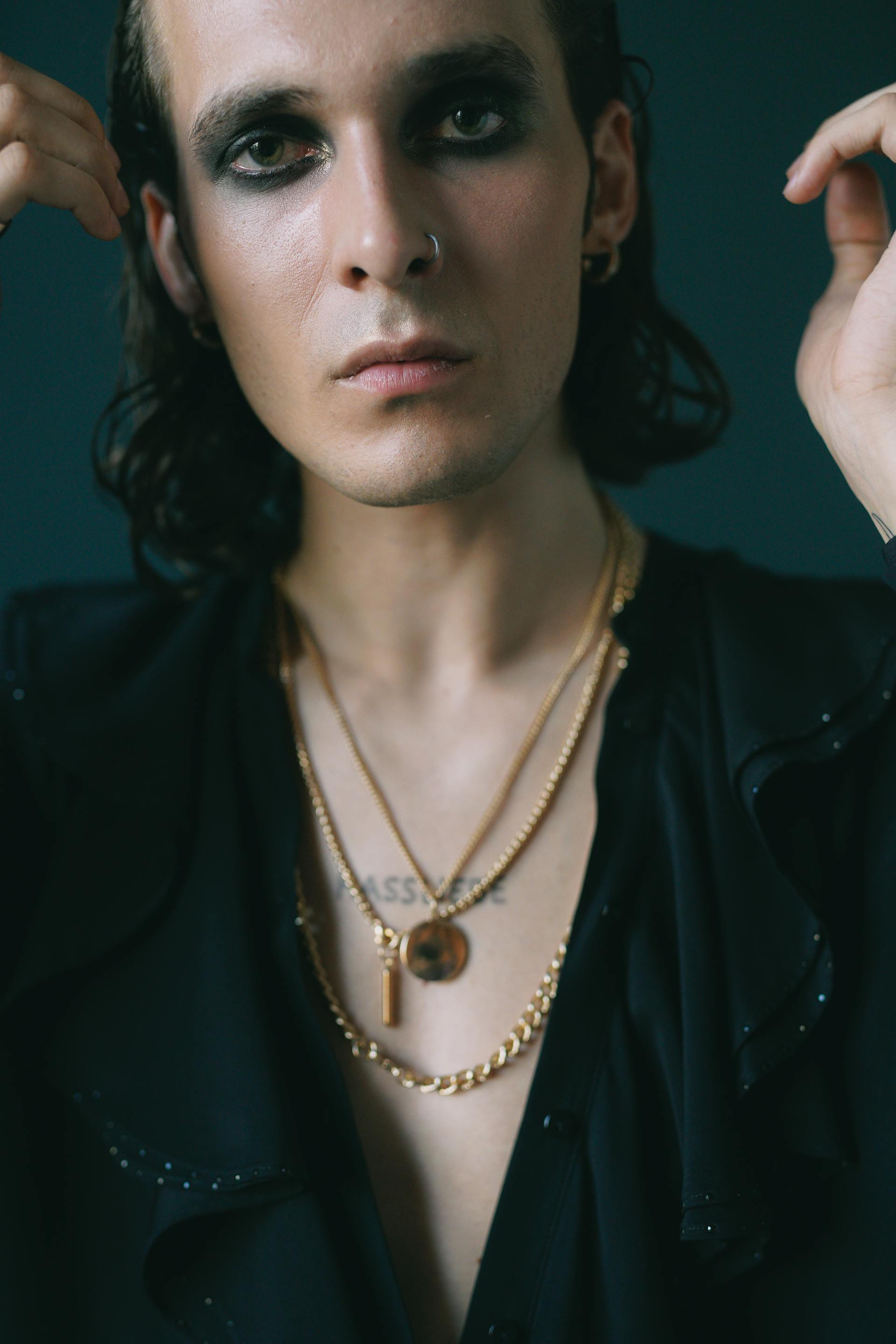 Un homme maquillé | Source : Pexels