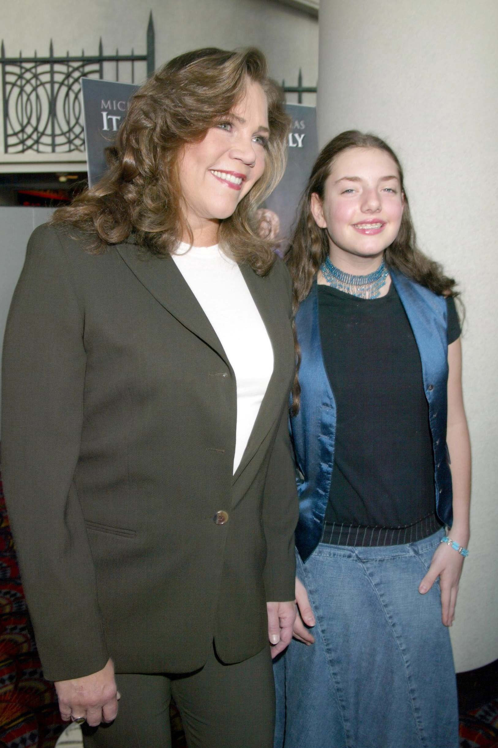 Kathleen Turner et Rachel Ann Weiss | Source : Getty Images