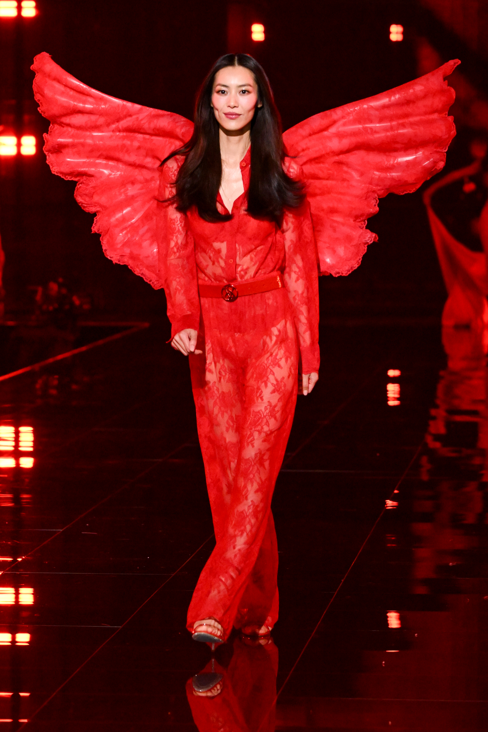 Liu Wen au défilé de mode Victoria's Secret qui s'est tenu aux Steiner Studios le 15 octobre 2025 à New York | Source : Getty Images