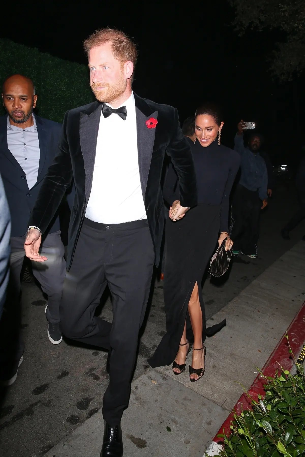Le prince Harry et Meghan Markle à leur arrivée à la fête d'anniversaire des 70 ans de Kris Jenner, le 8 novembre 2025 à Beverly Hills, en Californie. | Source : X/unreMARKLEble