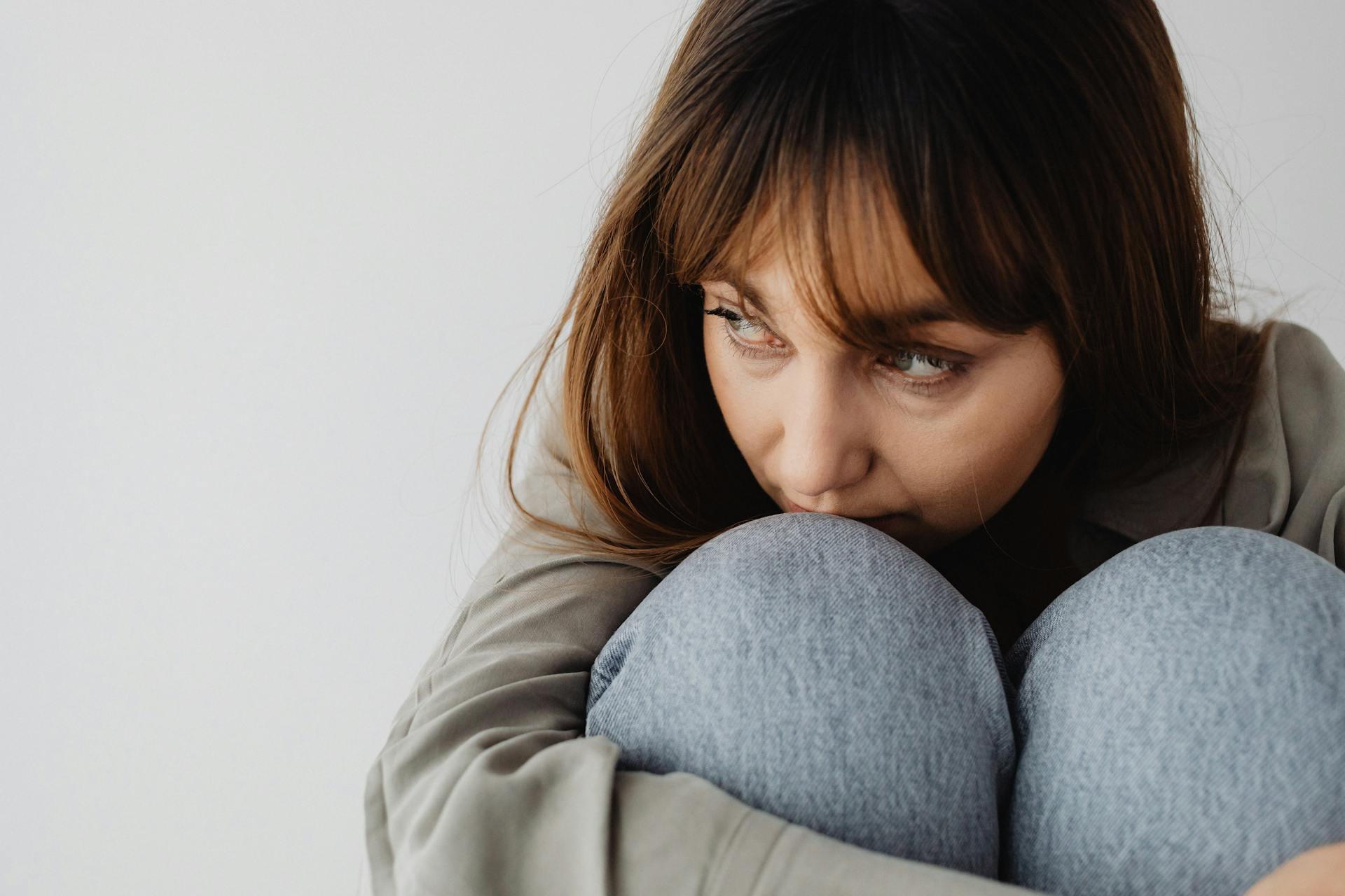 Une femme triste et réfléchie | Source : Pexels