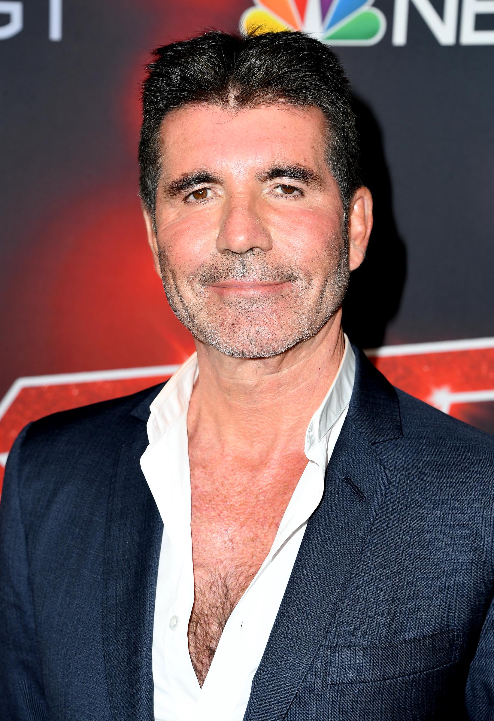 Simon Cowell arrive à l'émission en direct de la saison 16 de « America's Got Talent » le 17 août 2021 | Source : Getty Images