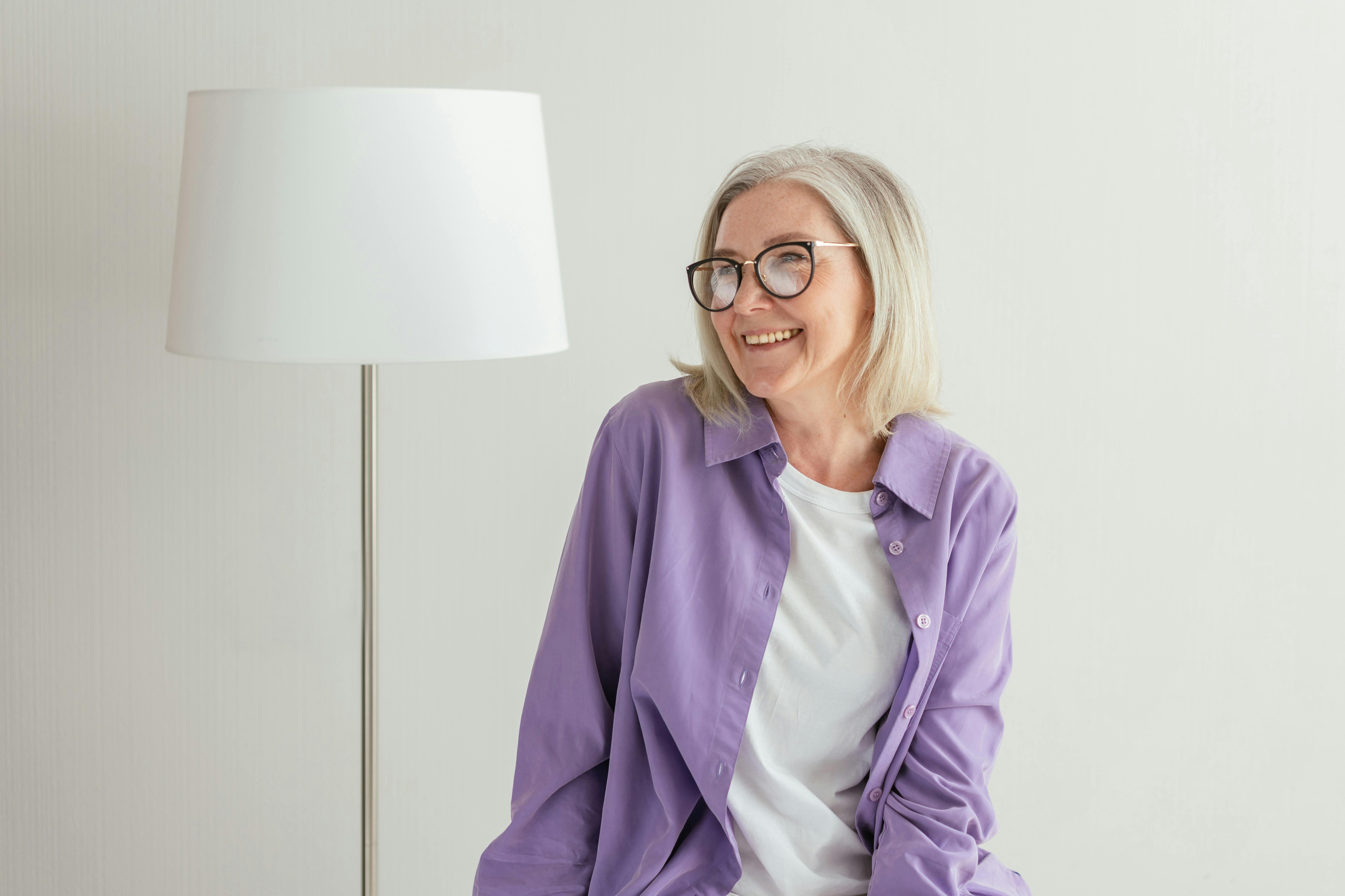 Une vieille femme souriante | Source : Pexels