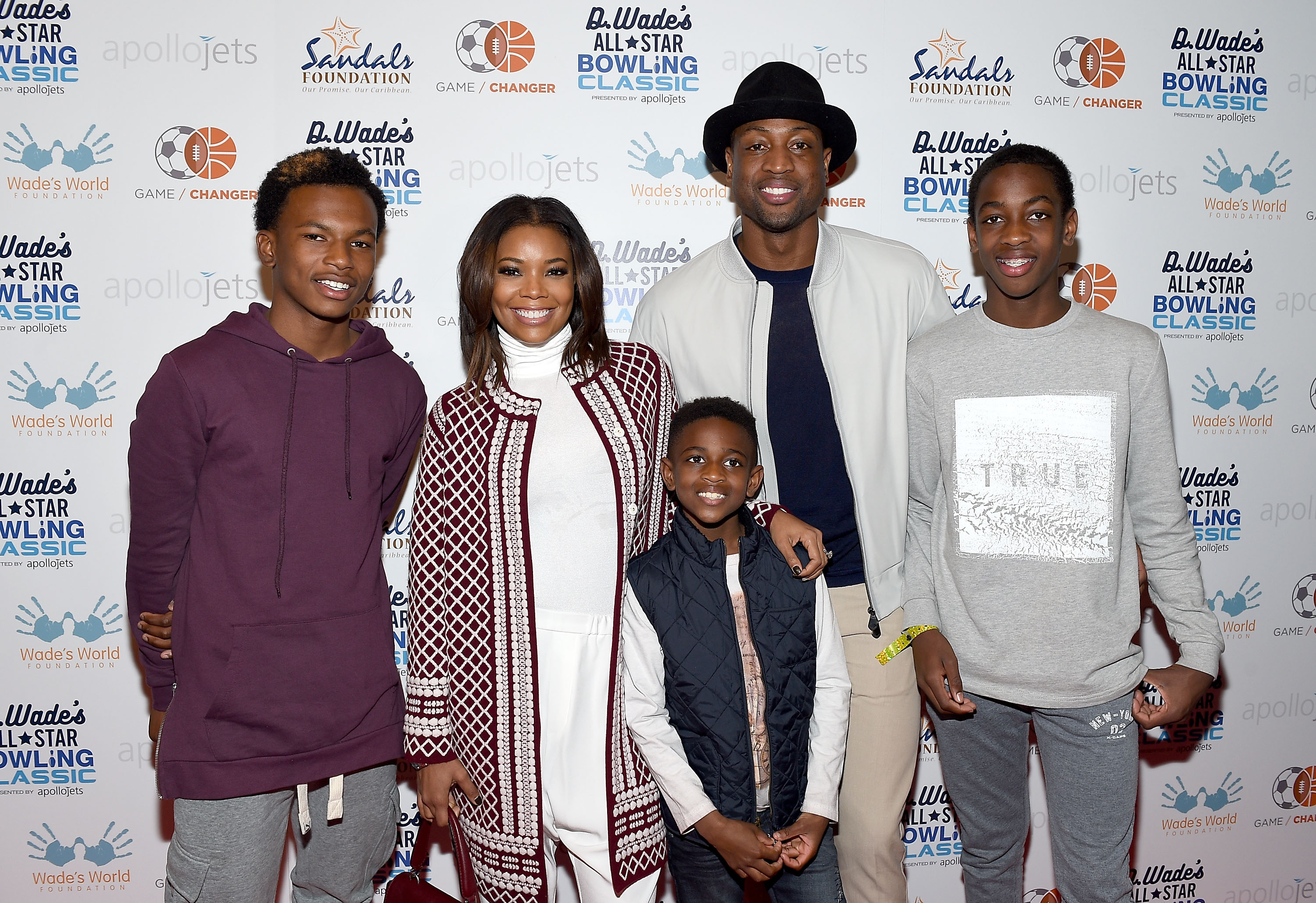 Dahveon Morris, Gabrielle Union, Zion, Dwyane et Zaire Wade photographiés le 13 février 2016 | Source : Getty Images