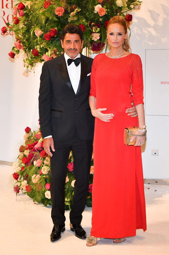 Aram Ohanian et Adriana Karembeu assistent au 70e bal de gala de la Croix-Rouge monégasque, le 27 juillet 2018 à Monte-Carlo, Monaco I Source : Getty Images