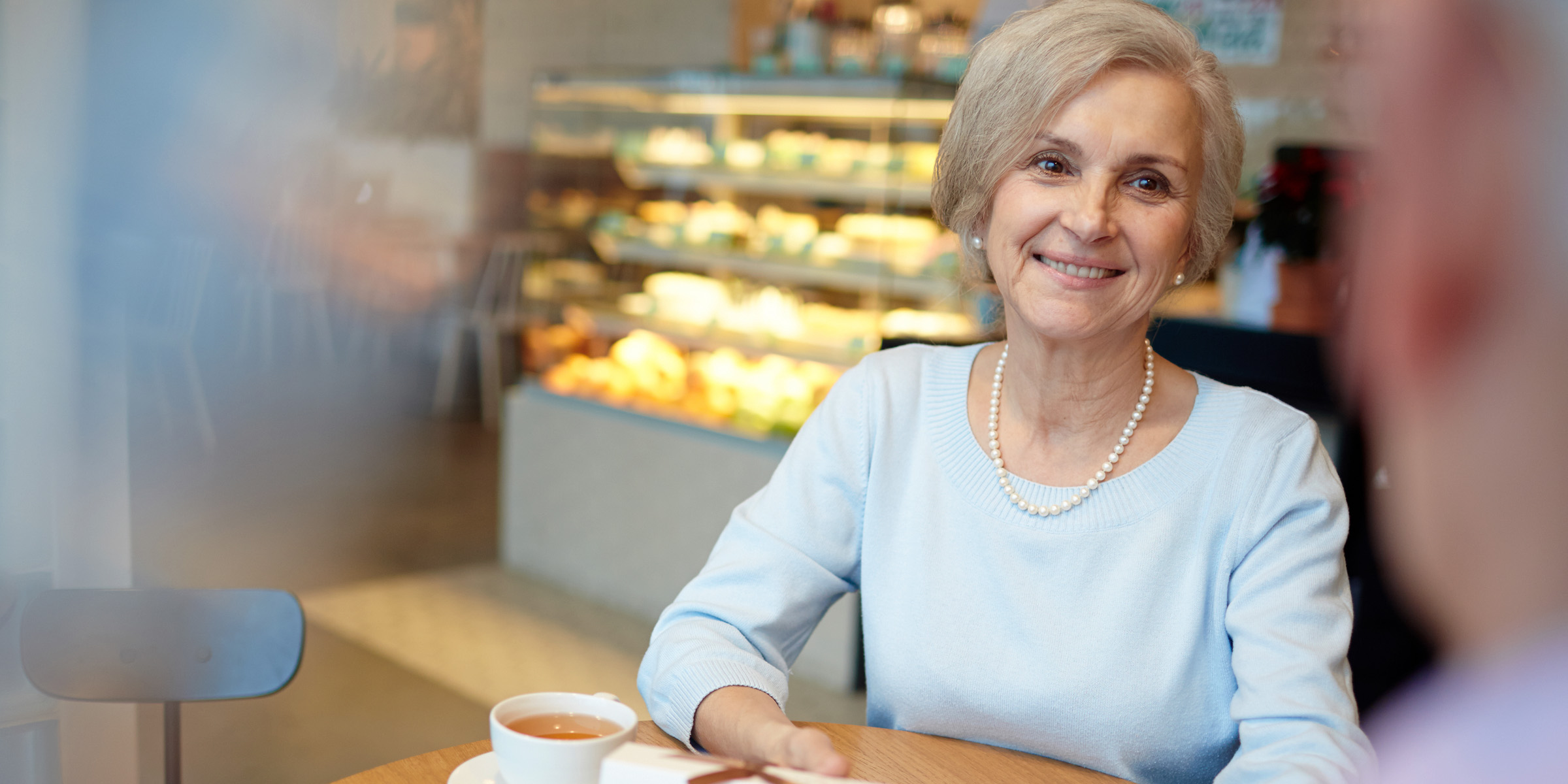 Une femme lors d'un rendez-vous | Source : Shutterstock