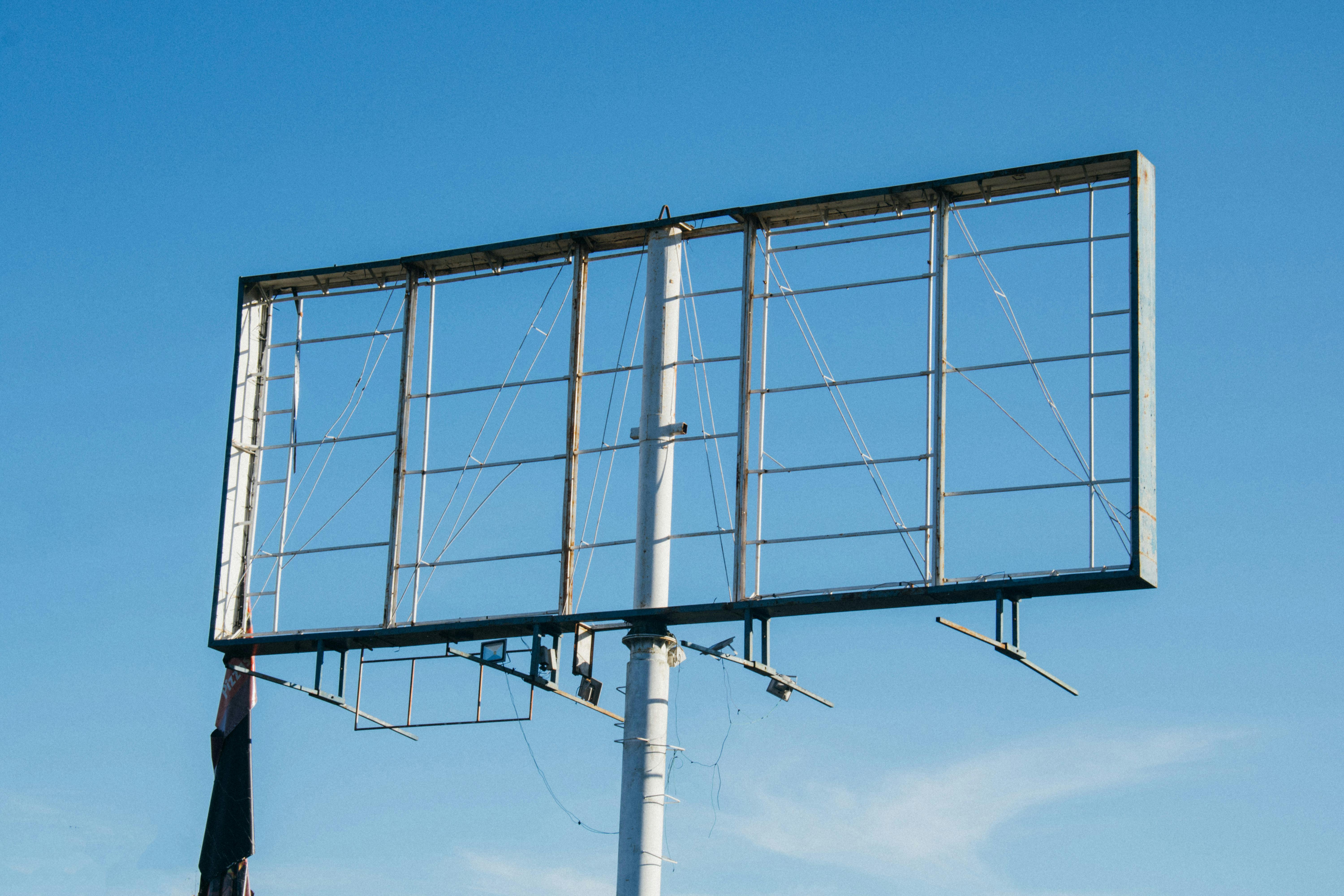 Un cadre de panneau d'affichage | Source : Pexels