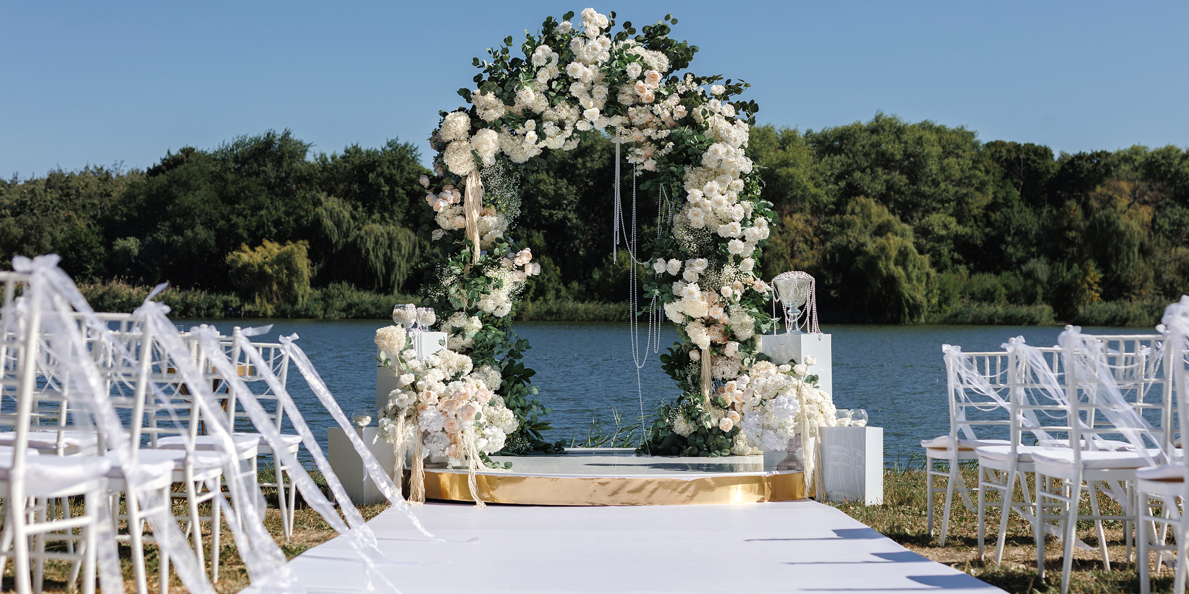 Un lieu de mariage en plein air | Source : Shutterstock