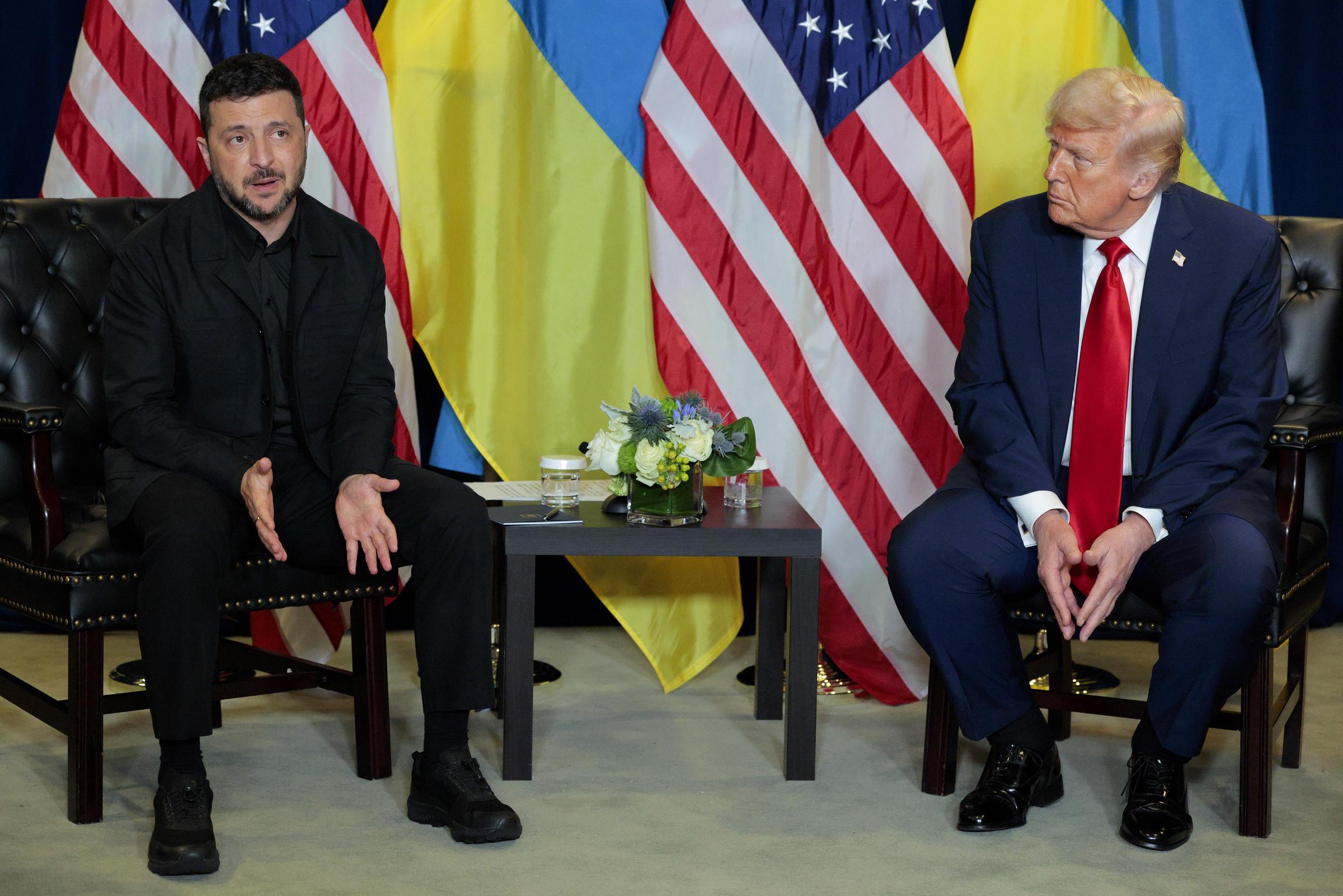 Le président ukrainien Volodymyr Zelenskyy s'entretenant avec Donald Trump lors du sommet de l'ONU. | Source : Getty Images