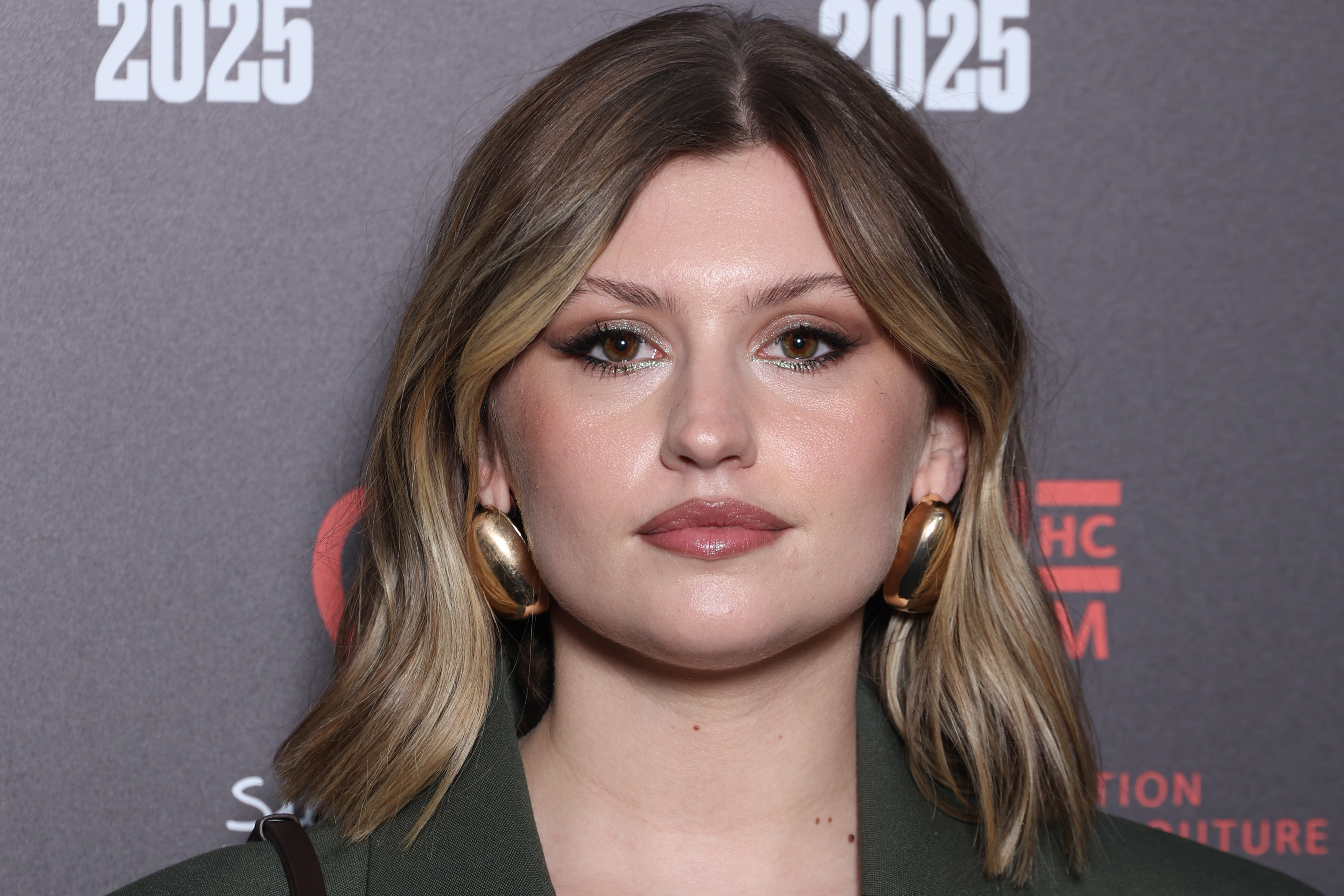 Marine Delplace, Star Academy, assiste au 22e « Dîner de la Mode » au profit de Sidaction dans le cadre de la Fashion Week de Paris, au Pavillon Vendôme, le 30 janvier 2025 à Paris, France I Source : Getty Images