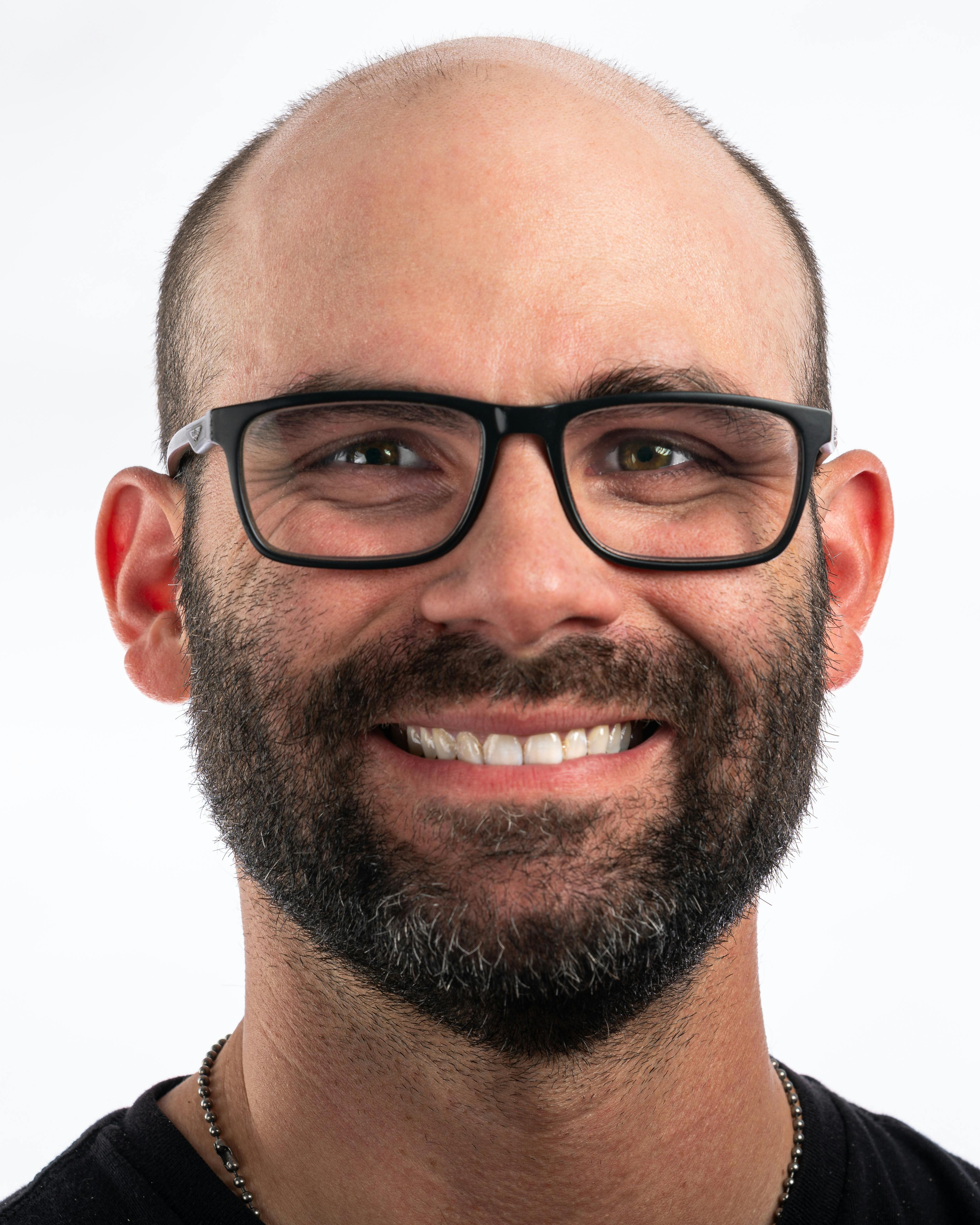 Un homme souriant | Source : Pexels