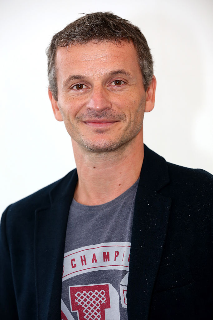 Nicolas Beaucaire assiste à la séance photo de « Ainsi Soient Ils ? » dans le cadre du 17e Festival de la fiction télévisée de La Rochelle, le 12 septembre 2015 à La Rochelle, en France. (Photo par Romain Perrocheau/Getty Images)