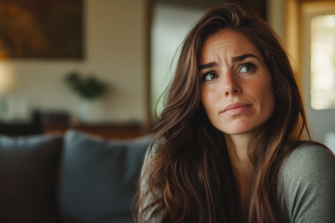 Une femme réfléchie | Source : Midjourney
