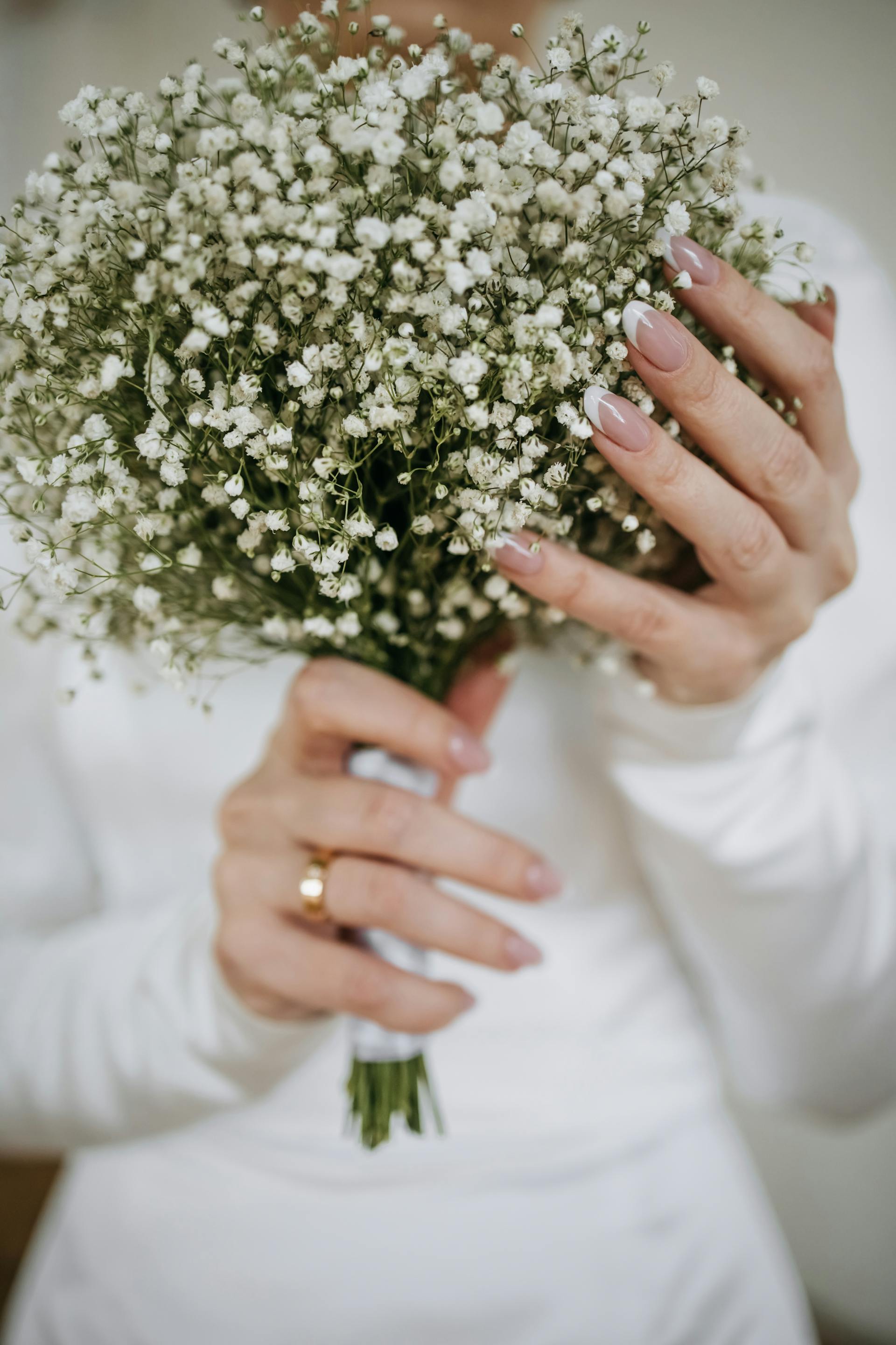 Une mariée tenant un bouquet | Source : Pexels