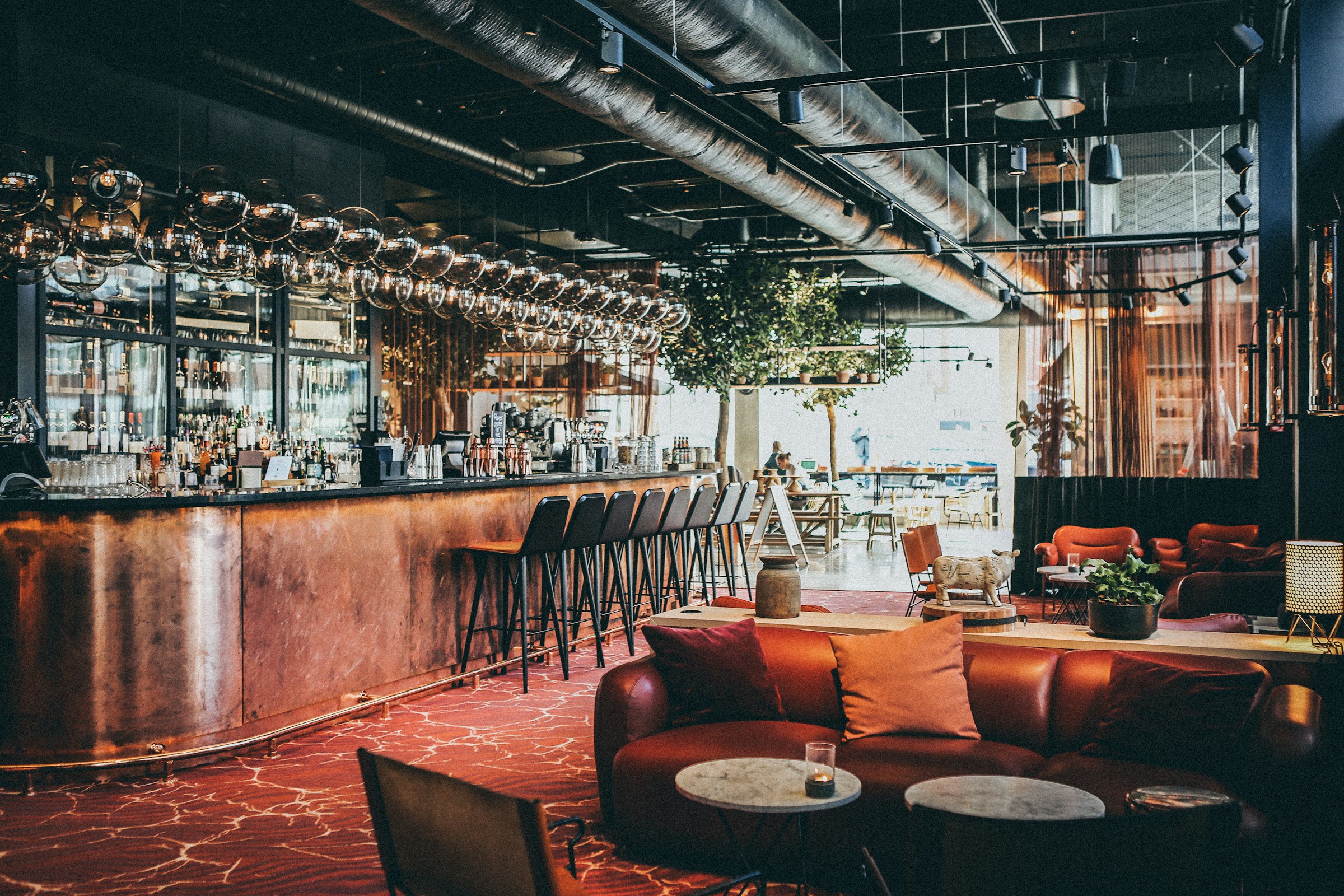 Un bar d'hôtel | Source : Unsplash